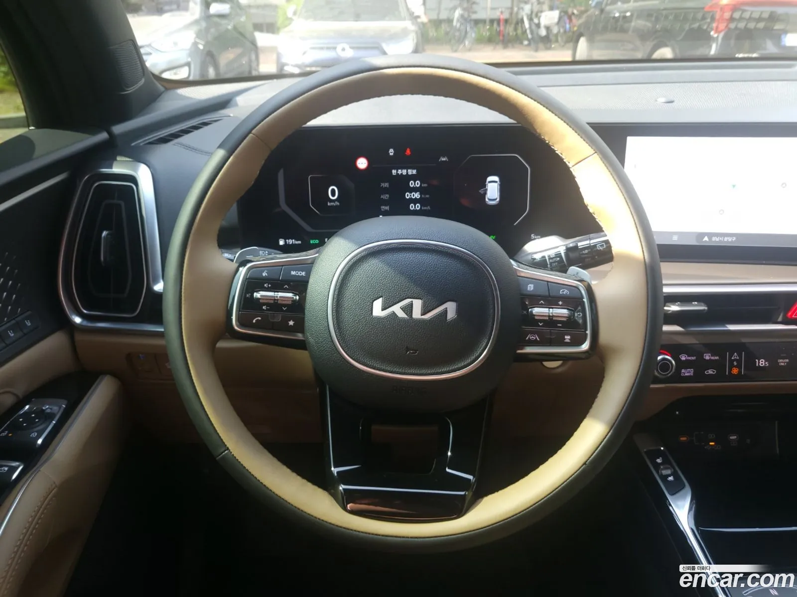 Kia Sorento 2025 — 18