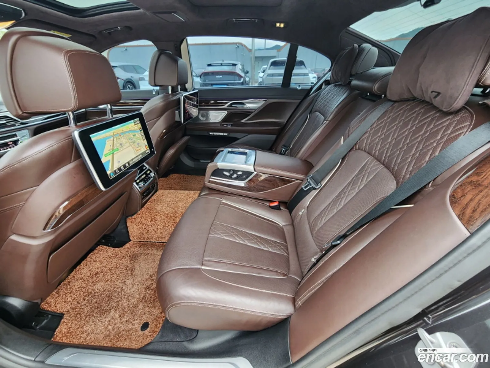 BMW 7 Series 2016 — 12