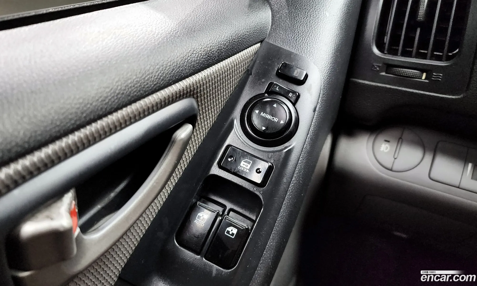 Hyundai Grand Starex 2010 — 14