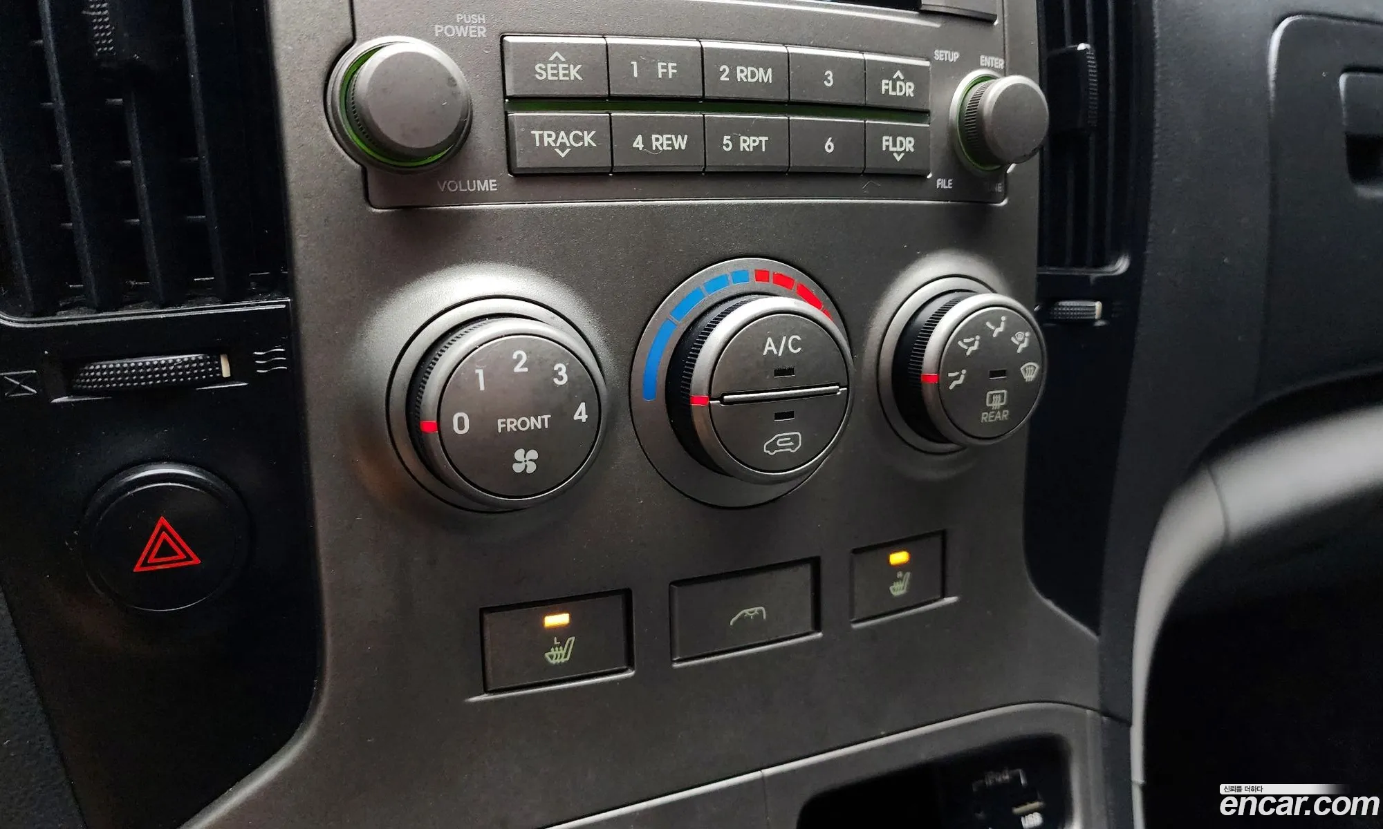 Hyundai Grand Starex 2010 — 2