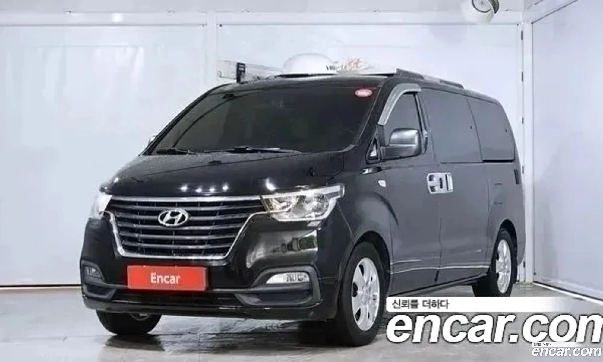 Hyundai Grand Starex 2018 — 11