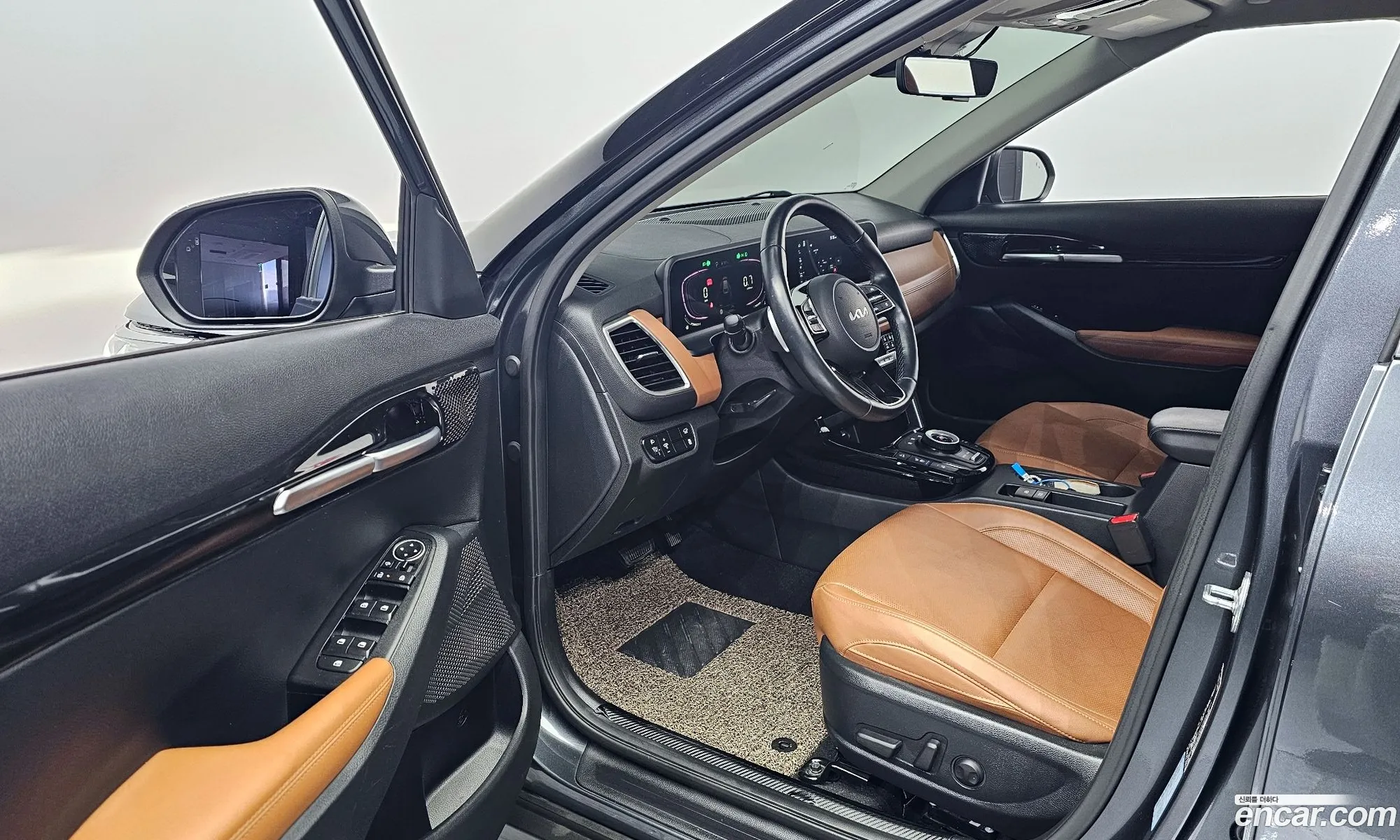 Kia Seltos 2023 — 3
