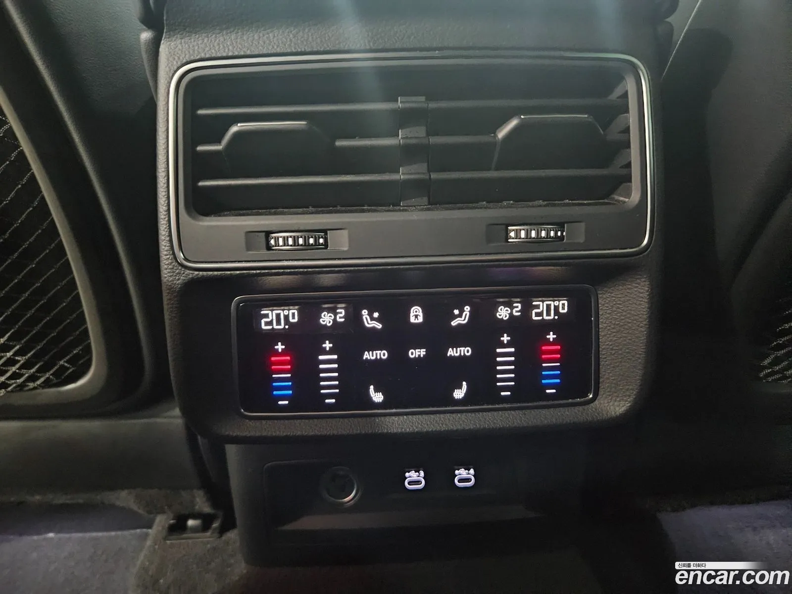 Audi Q7 2021 — 3