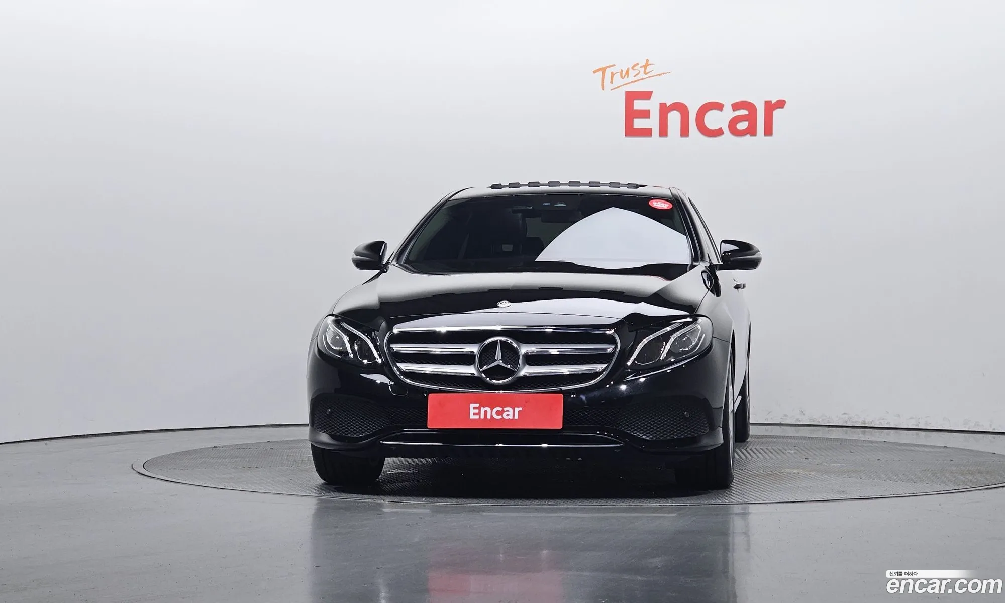 Mercedes-Benz E-Class W213 2017 WDDZF4CB4JA295874 — 7