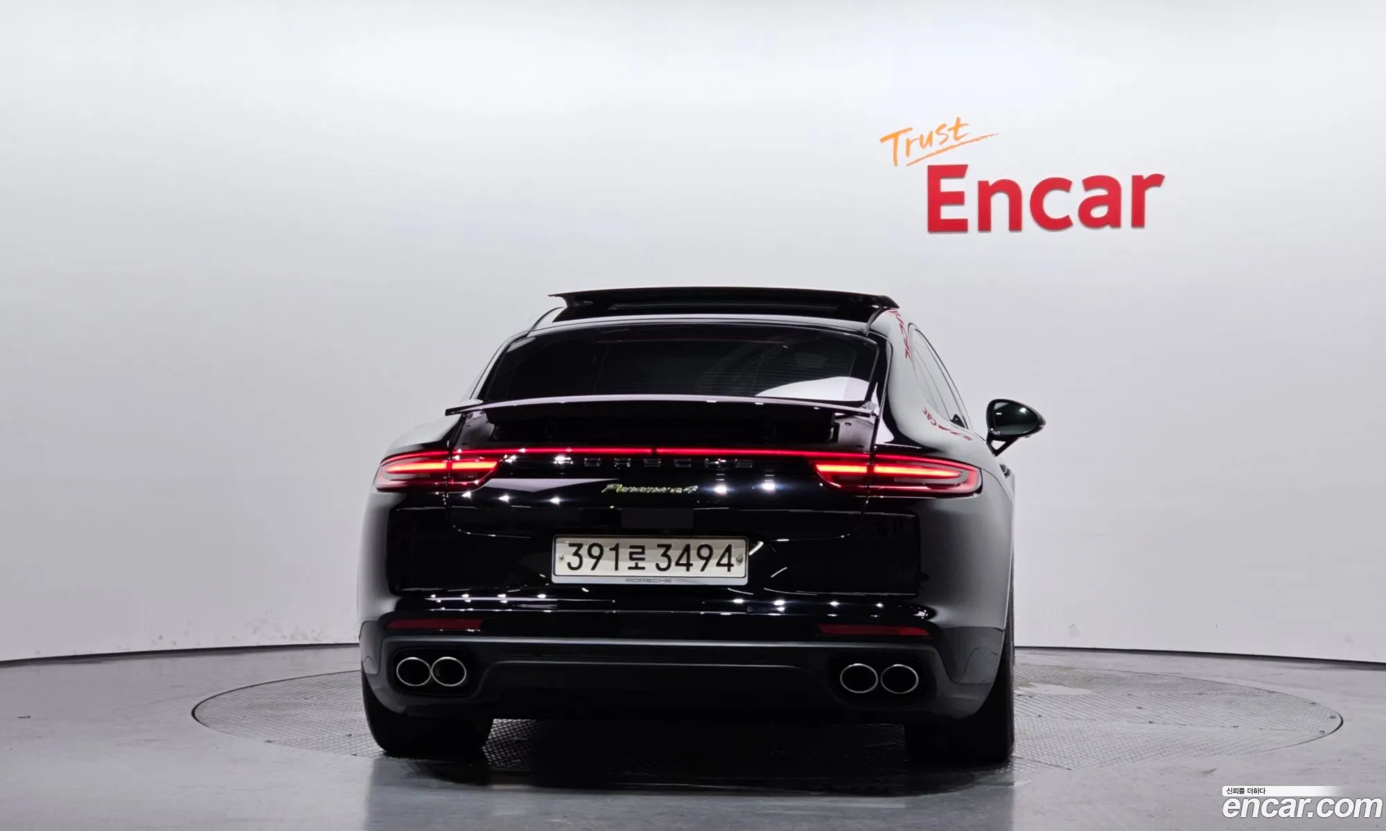 Porsche Panamera 2018 WP0AE2979JL177664 — 2