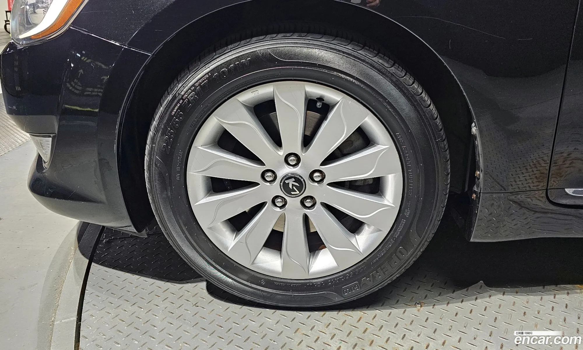 Kia The Prestige K7 2011 — 18