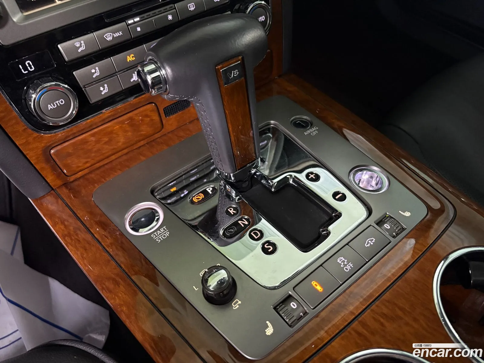 Volkswagen Phaeton 2012 — 15