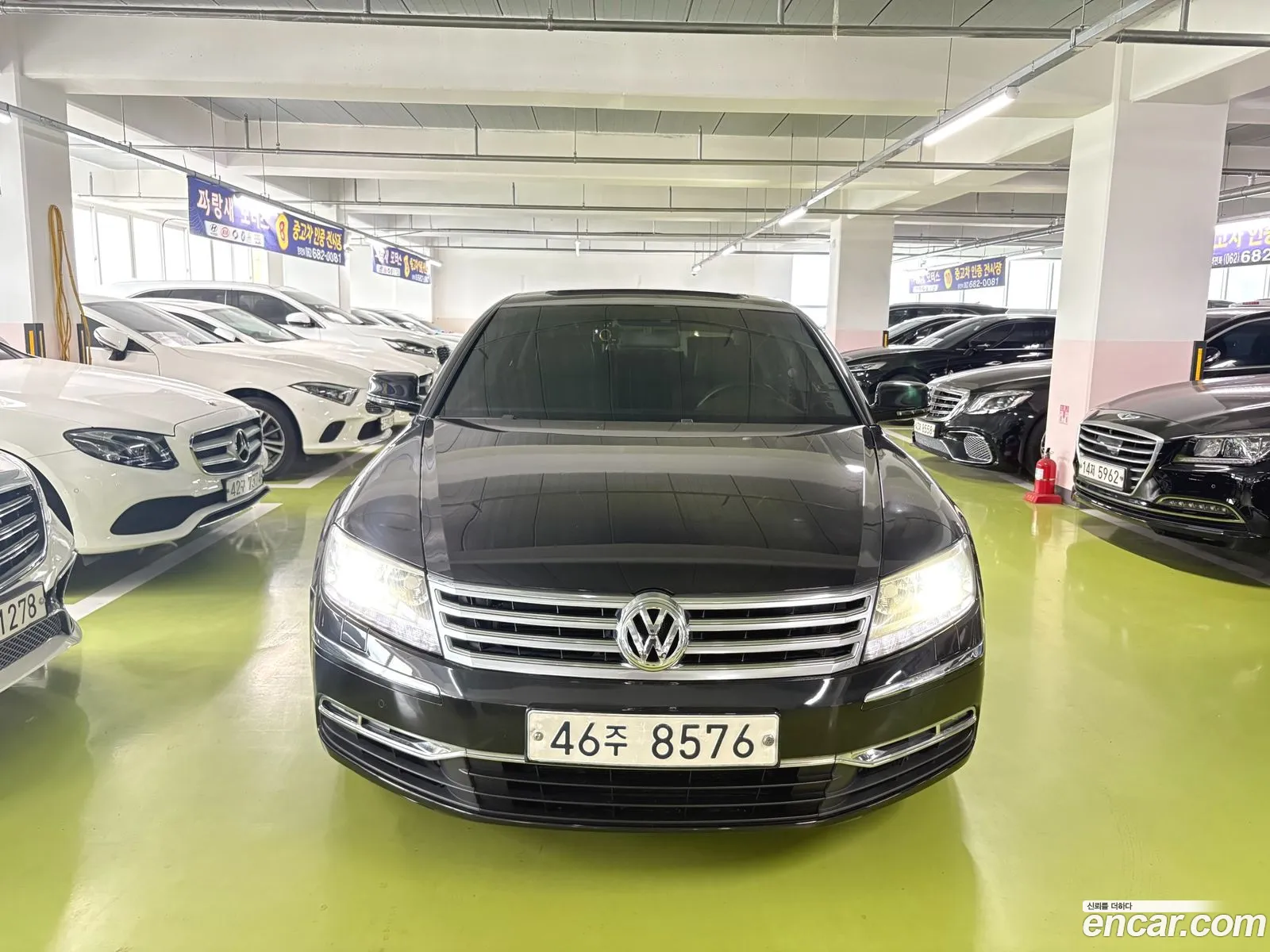 Volkswagen Phaeton 2012 — 11