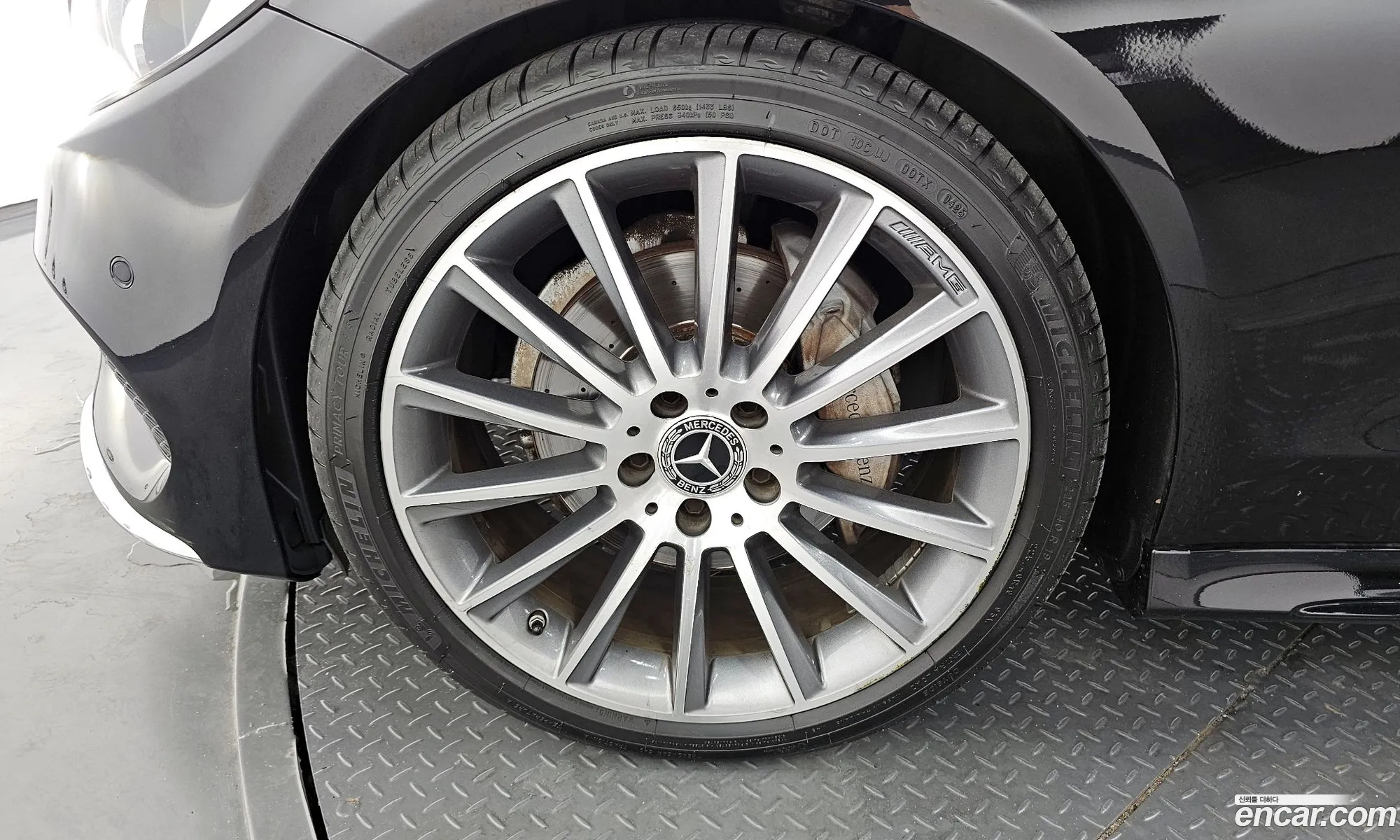 Mercedes-Benz C-Class W205 2018 — 19