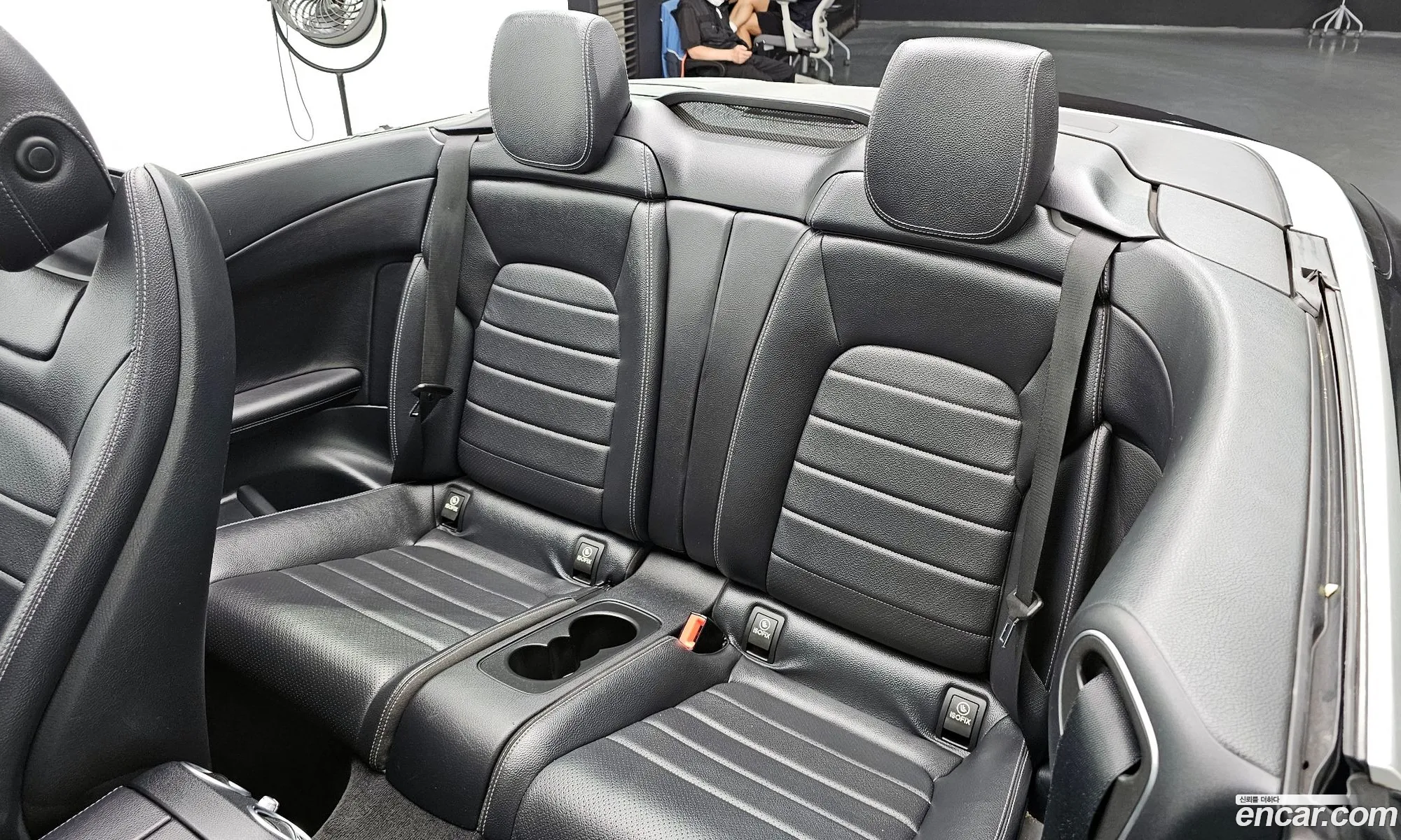 Mercedes-Benz C-Class W205 2018 — 17