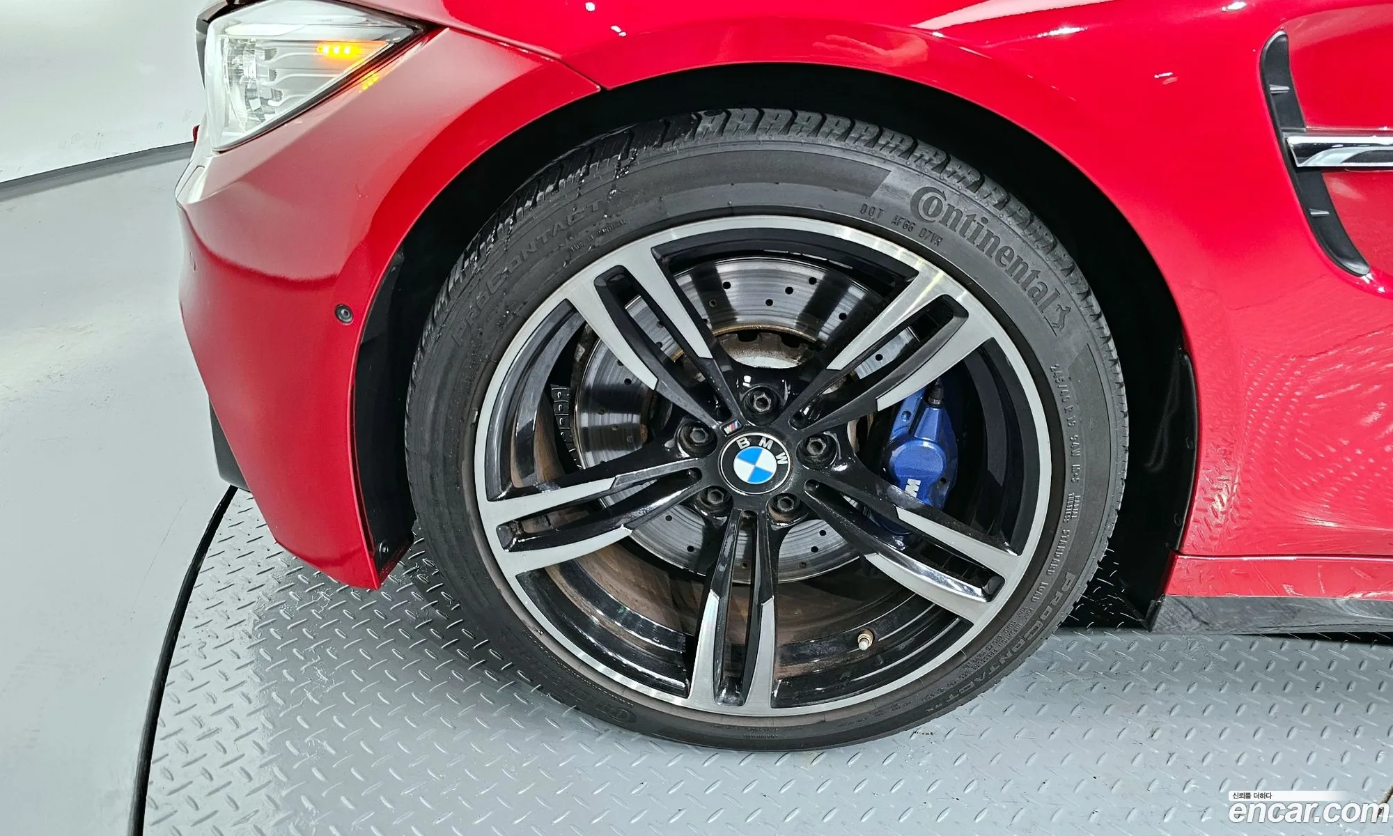 BMW M4 2017 WBS3U910XH5G42983 — 7