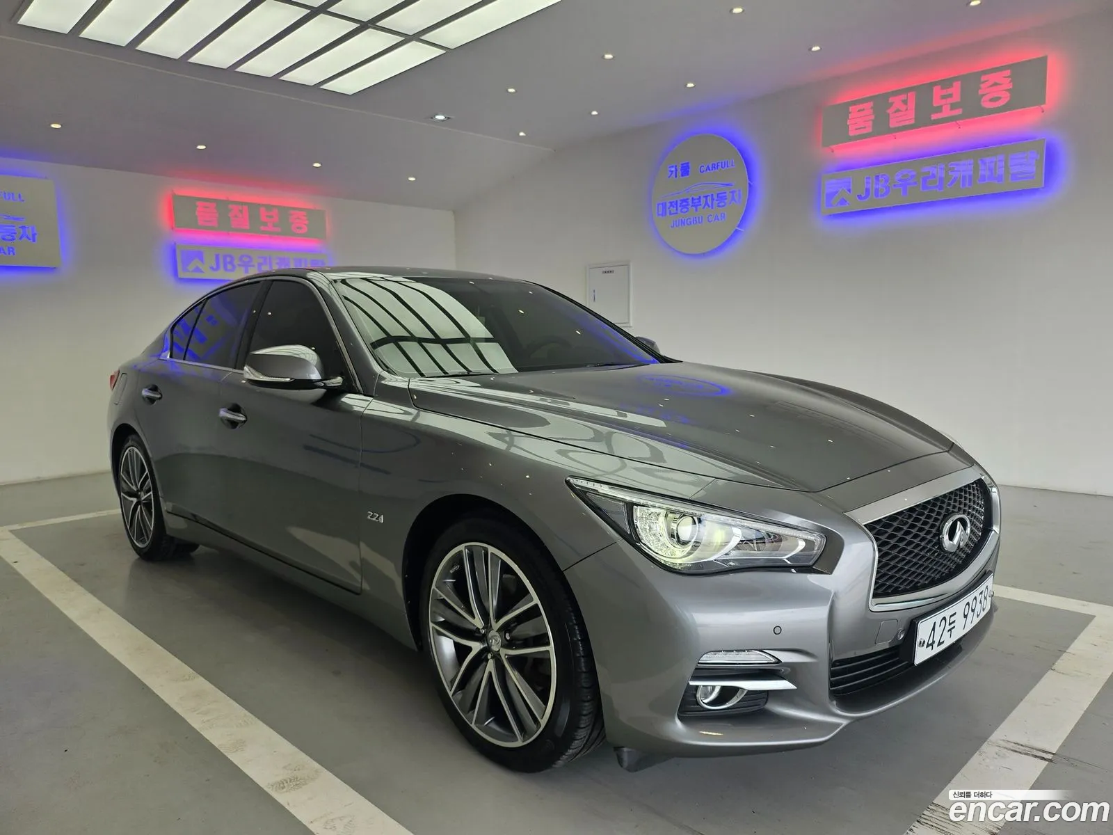 Infiniti Q50 2015 — 18