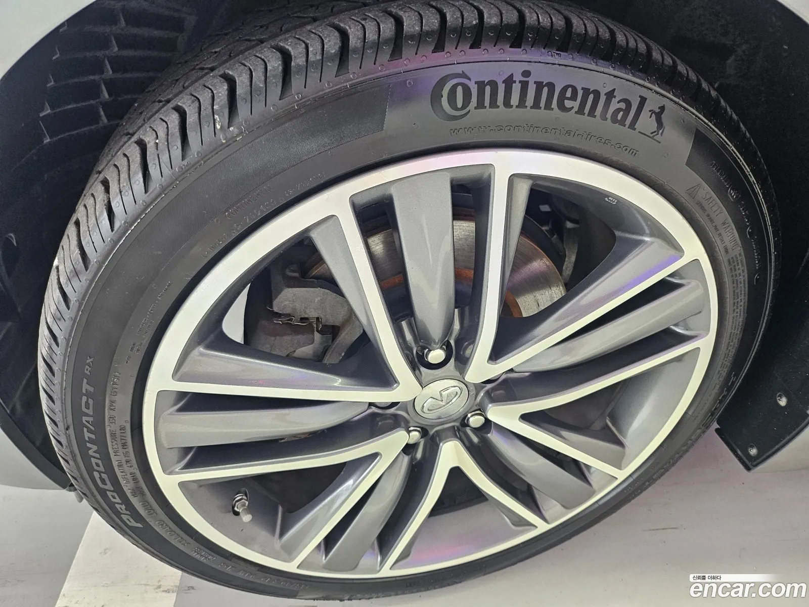 Infiniti Q50 2015 — 2