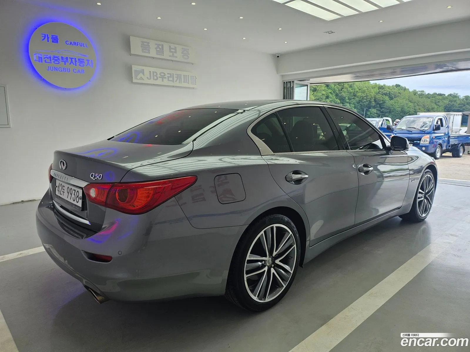 Infiniti Q50 2015 — 9