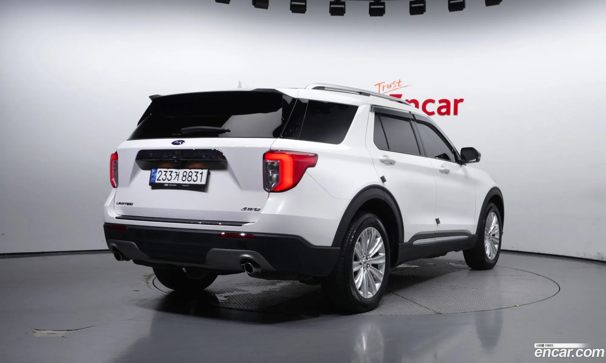 Ford Explorer 6th Gen 2023 1FMSK8FH181818181 — 18