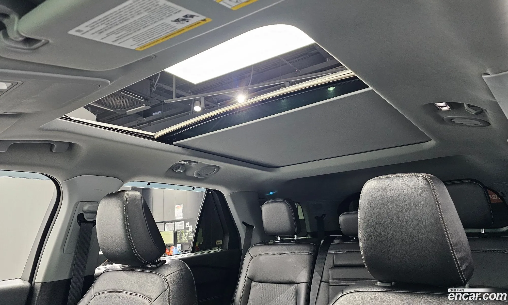 Ford Explorer 6th Gen 2023 1FMSK8FH181818181 — 7