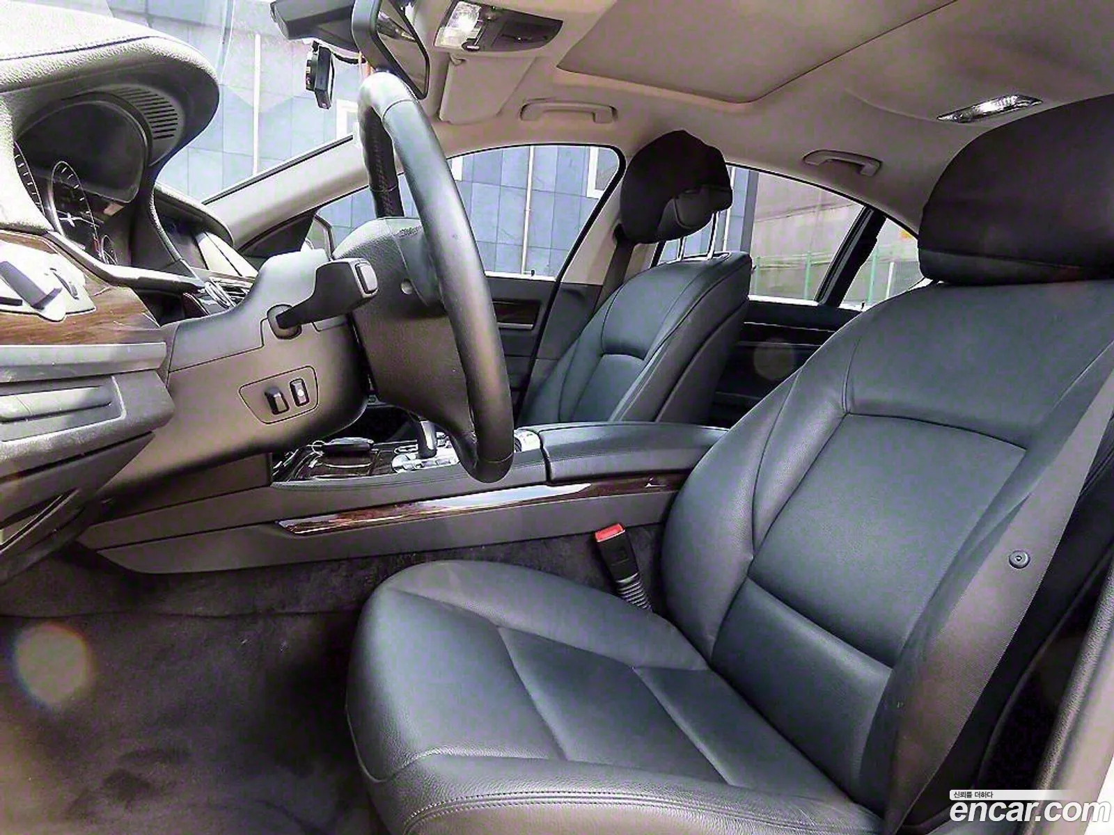 BMW 7 Series 2009 — 14