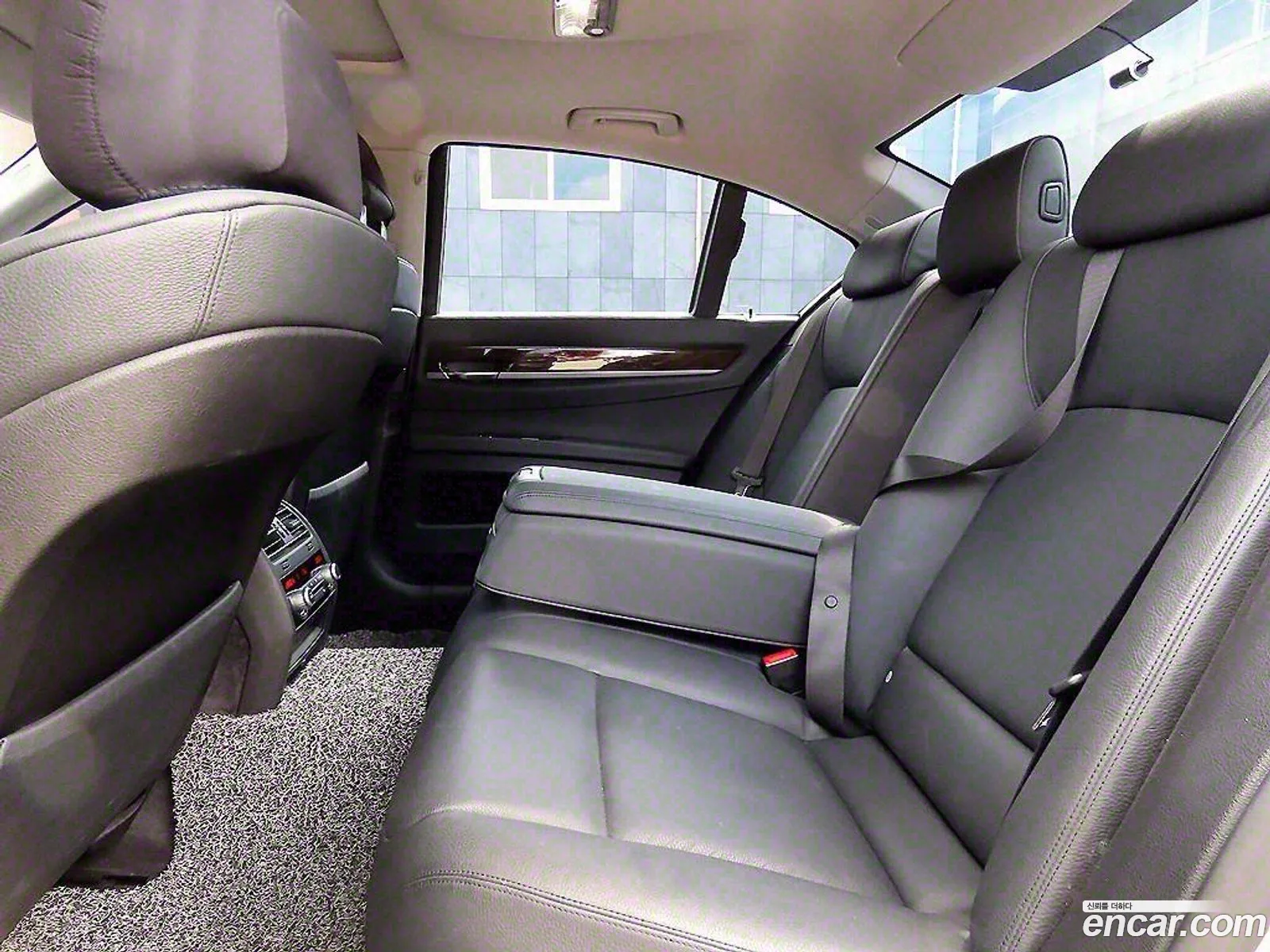 BMW 7 Series 2009 — 2