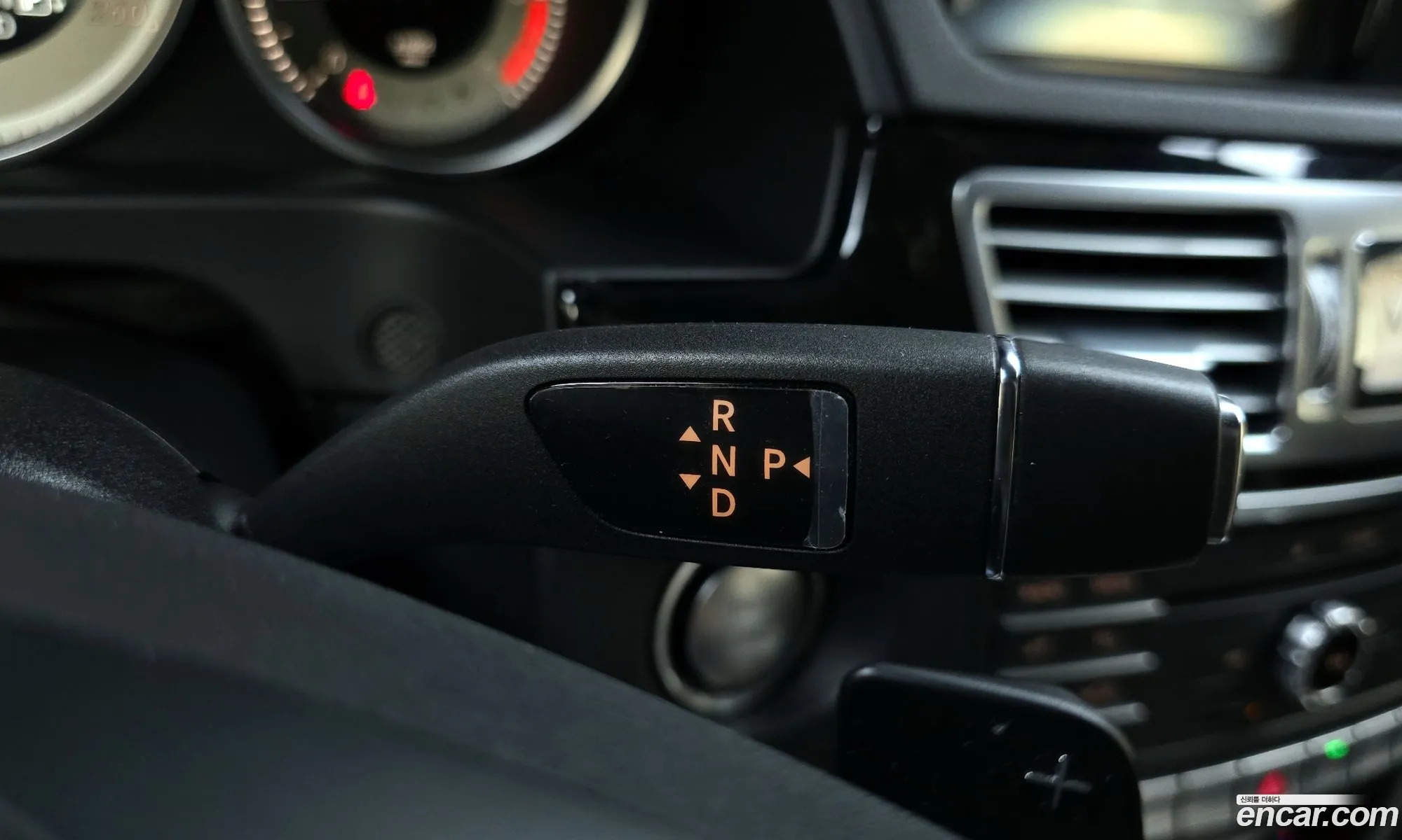 Mercedes-Benz E-Class W212 2015 WDDHF0CBXGB184835 — 5