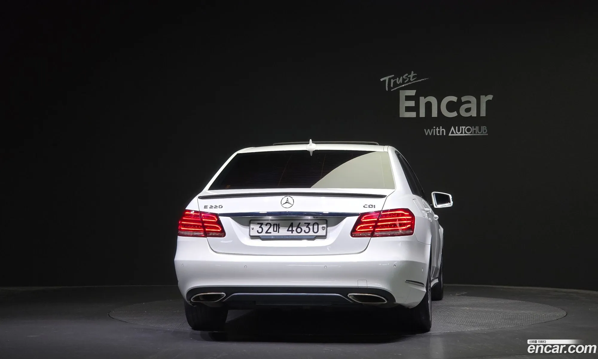 Mercedes-Benz E-Class W212 2015 WDDHF0CBXGB184835 — 3