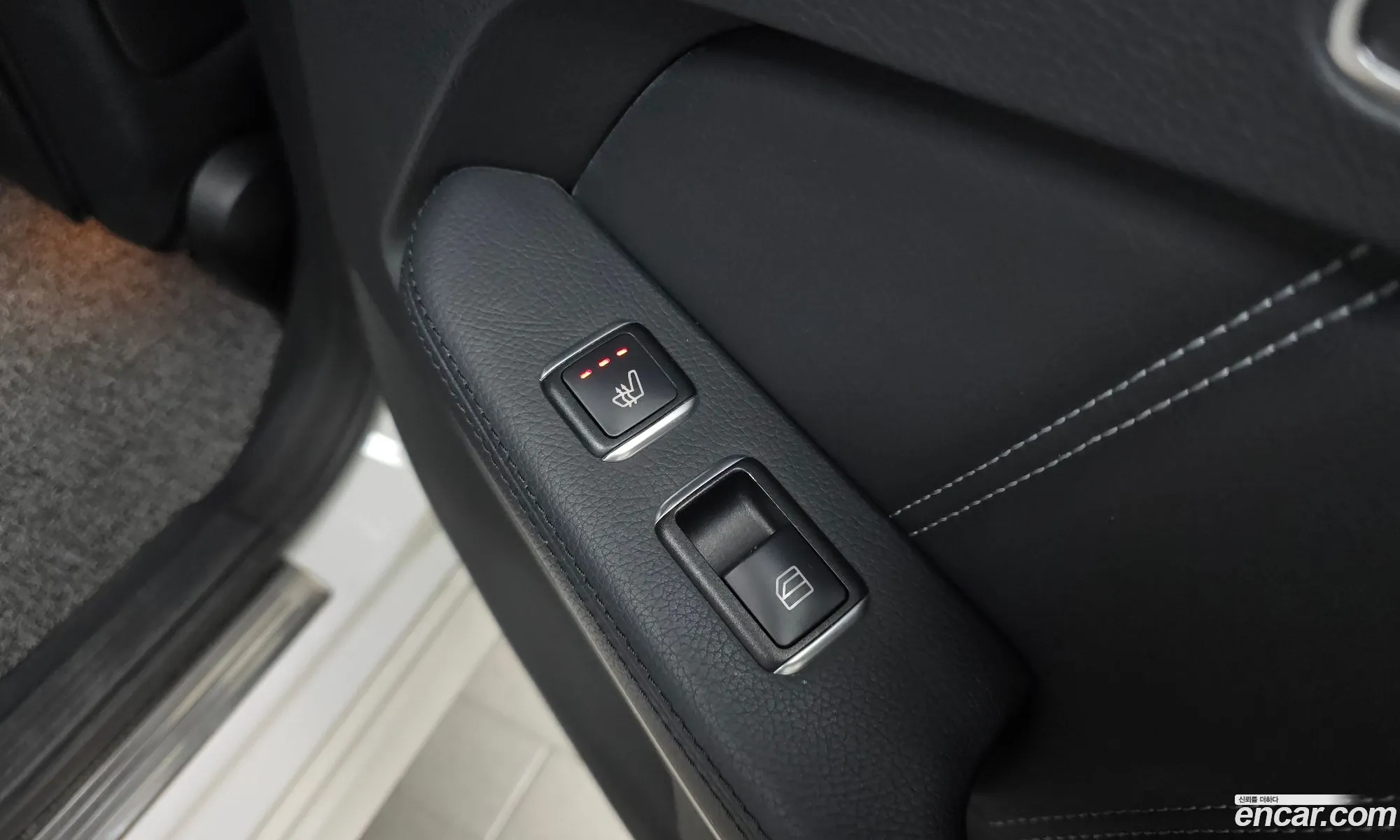 Mercedes-Benz E-Class W212 2015 WDDHF0CBXGB184835 — 12