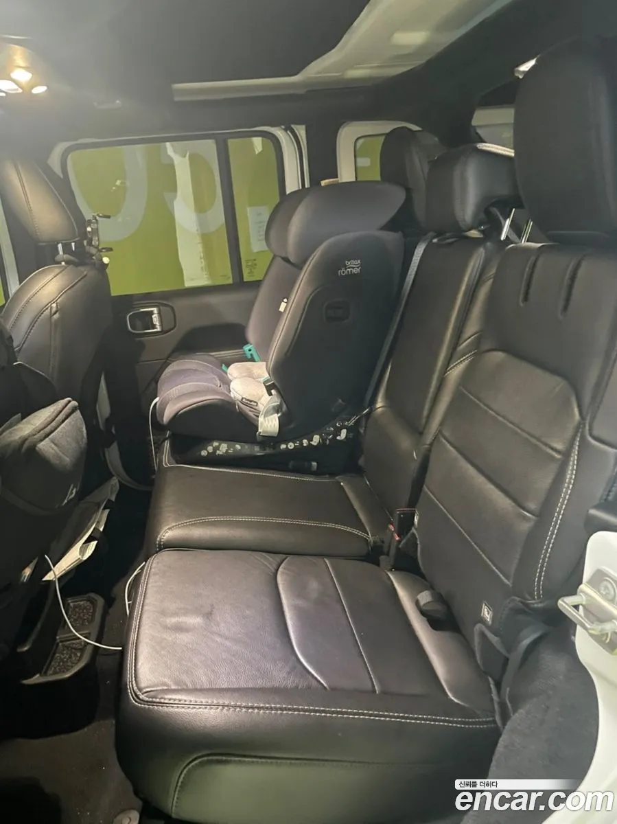 Jeep Wrangler 2023 — 3
