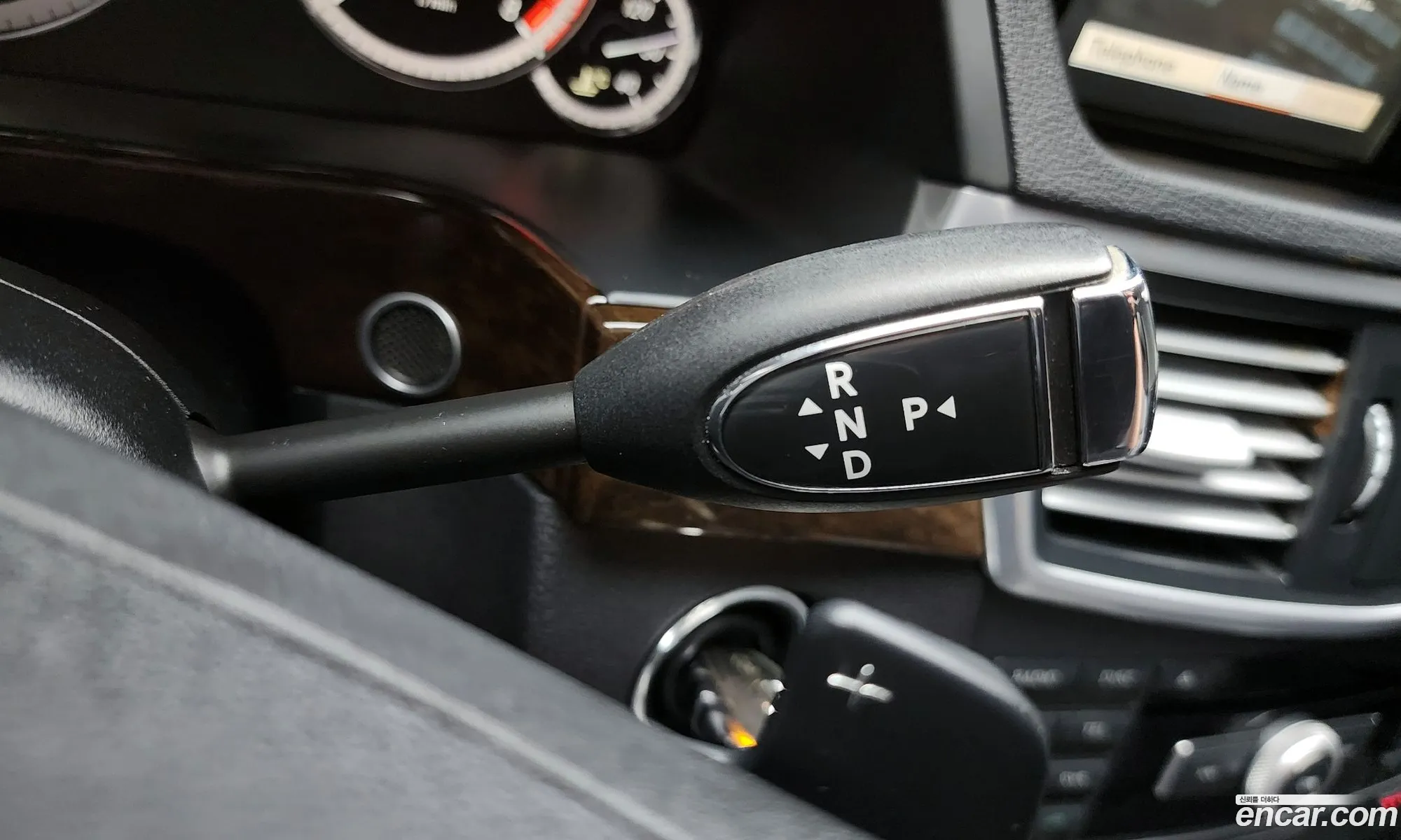 Mercedes-Benz E-Class W212 2012 WDDHF4JB2CA655810 — 4