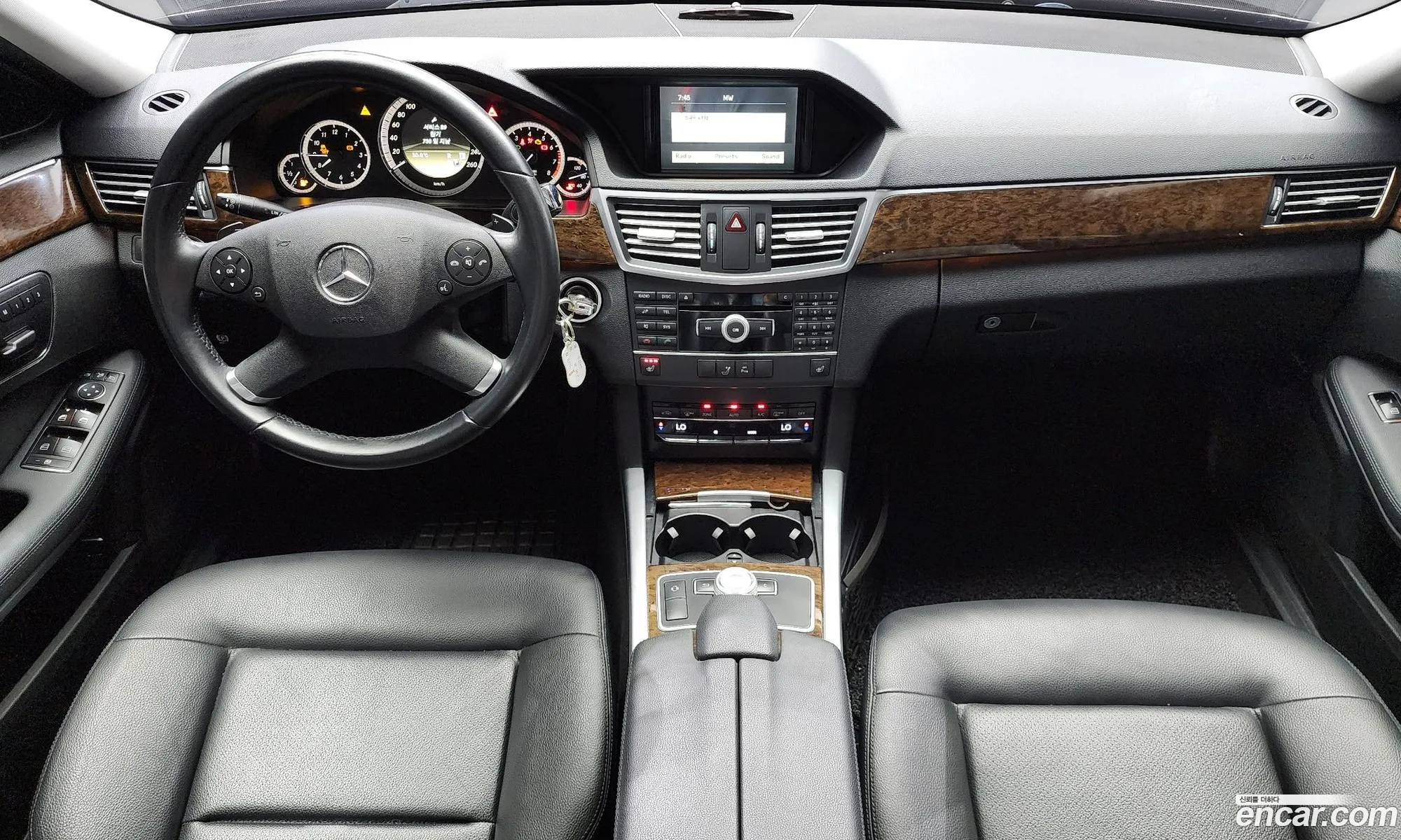 Mercedes-Benz E-Class W212 2012 WDDHF4JB2CA655810 — 9