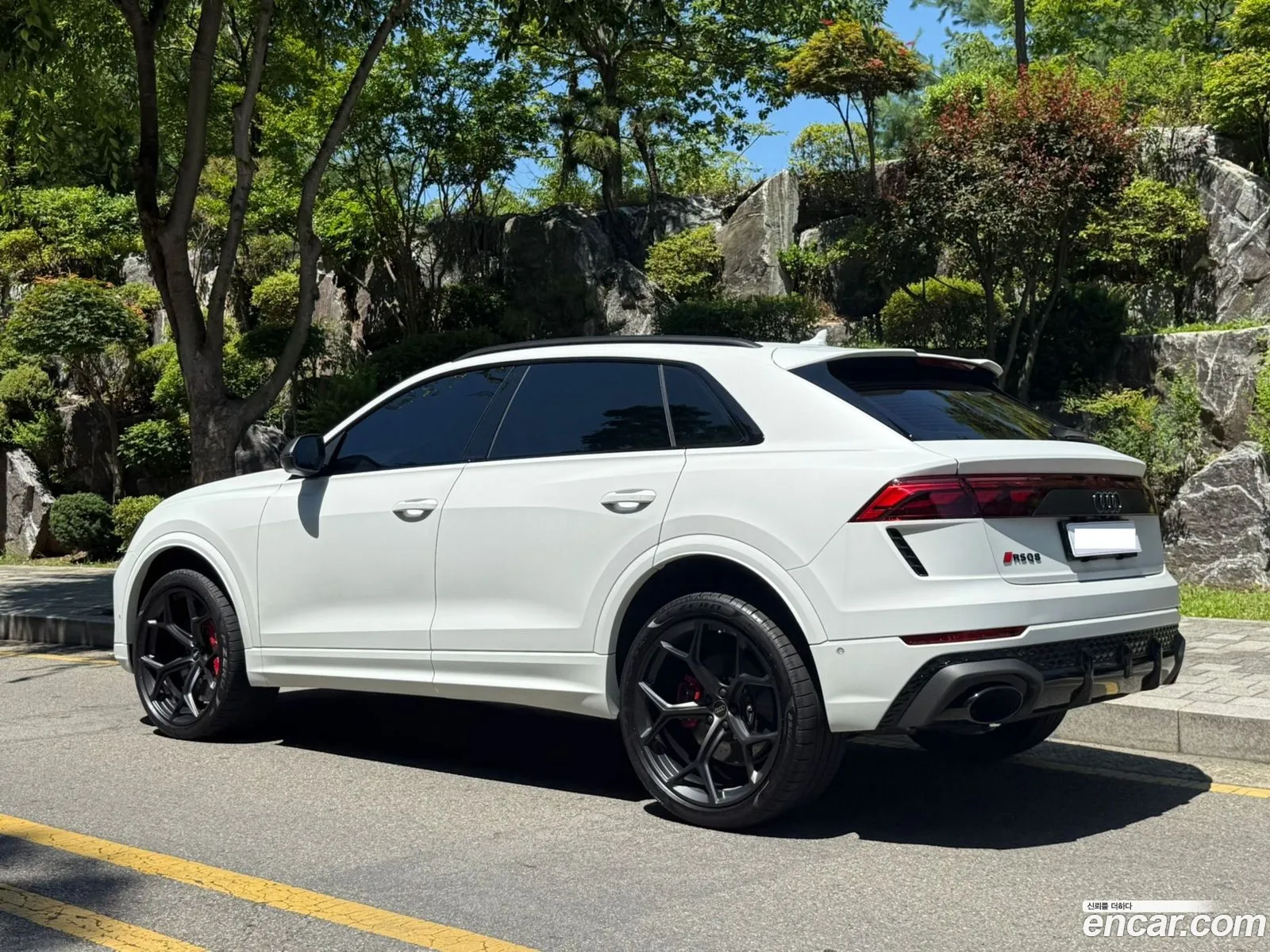 Audi RSQ8 2025 — 13