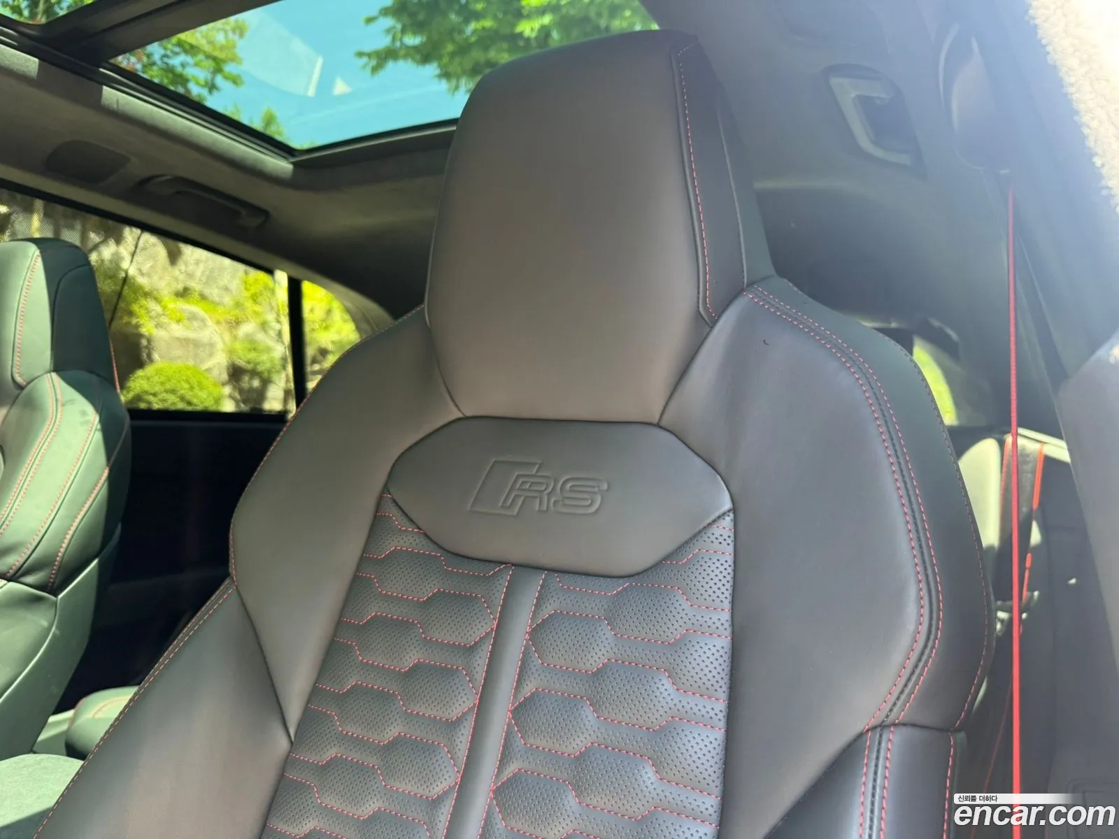 Audi RSQ8 2025 — 11