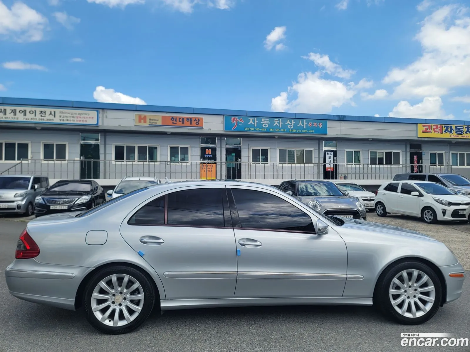 Mercedes-Benz E-Class W211 2009 — 11