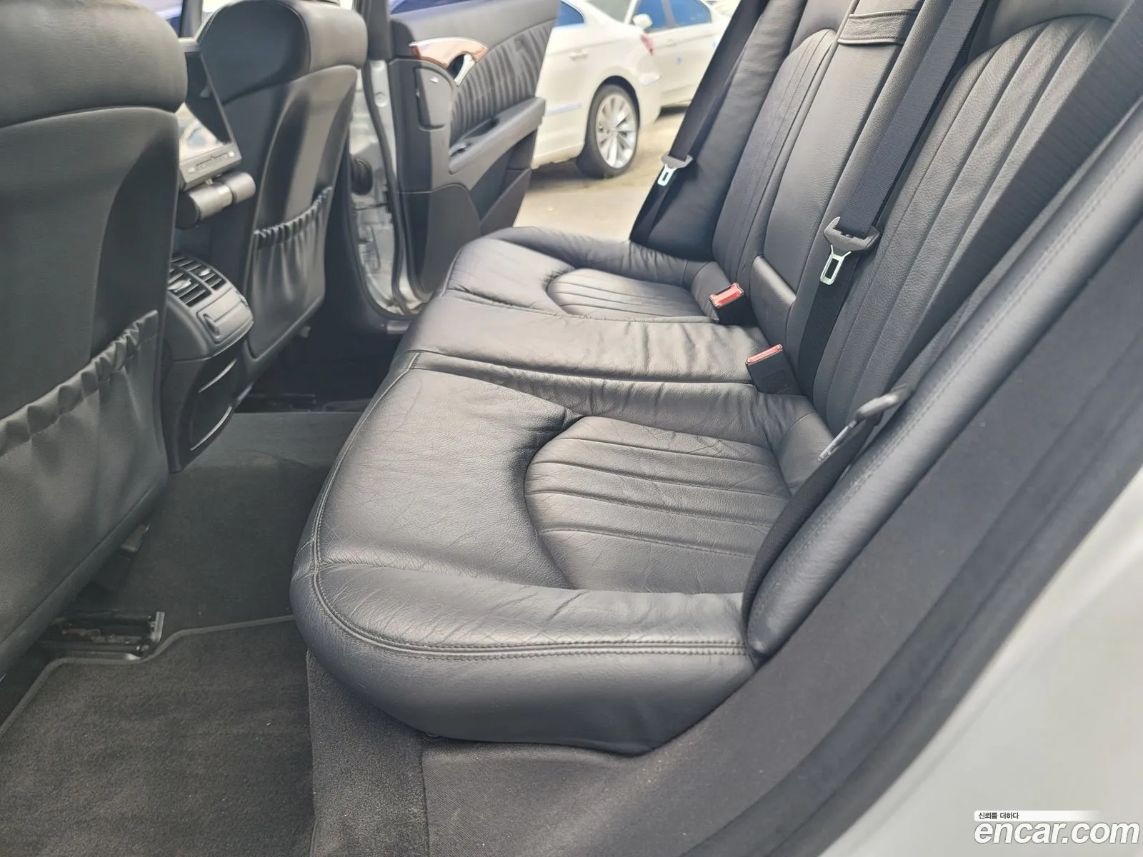 Mercedes-Benz E-Class W211 2009 — 6