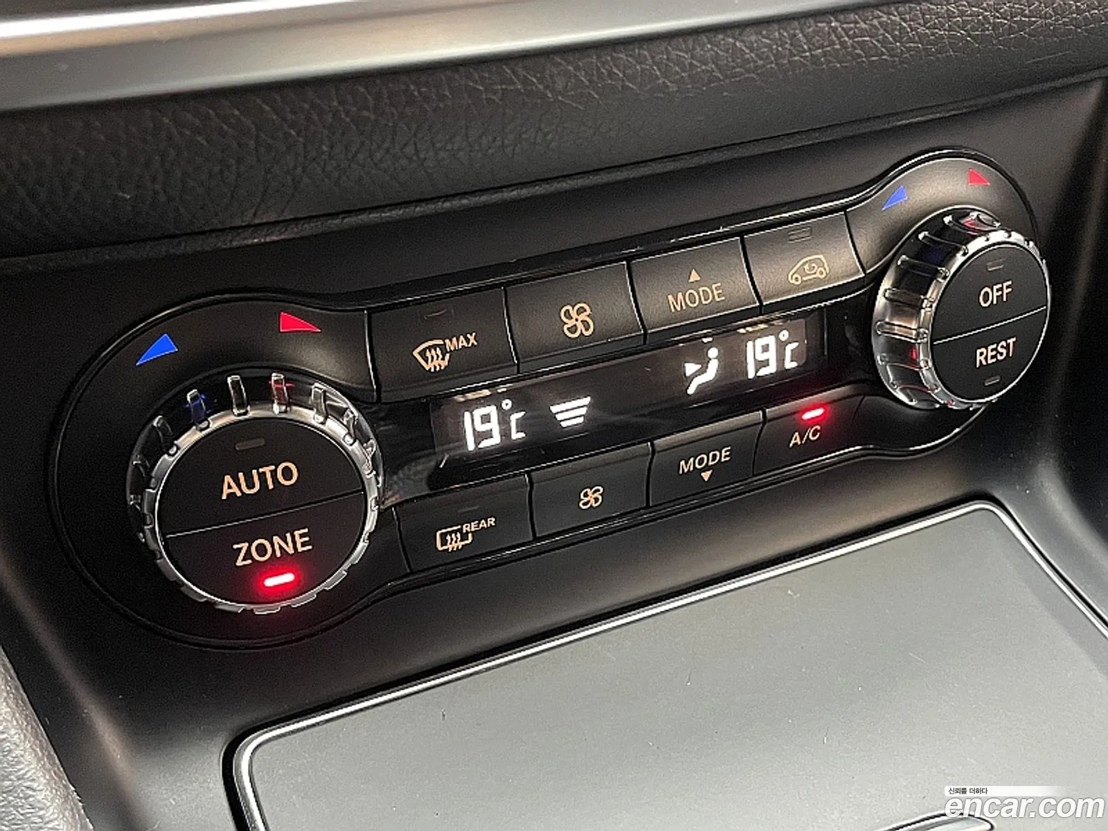 Mercedes-Benz CLA-Class C117 2018 — 18