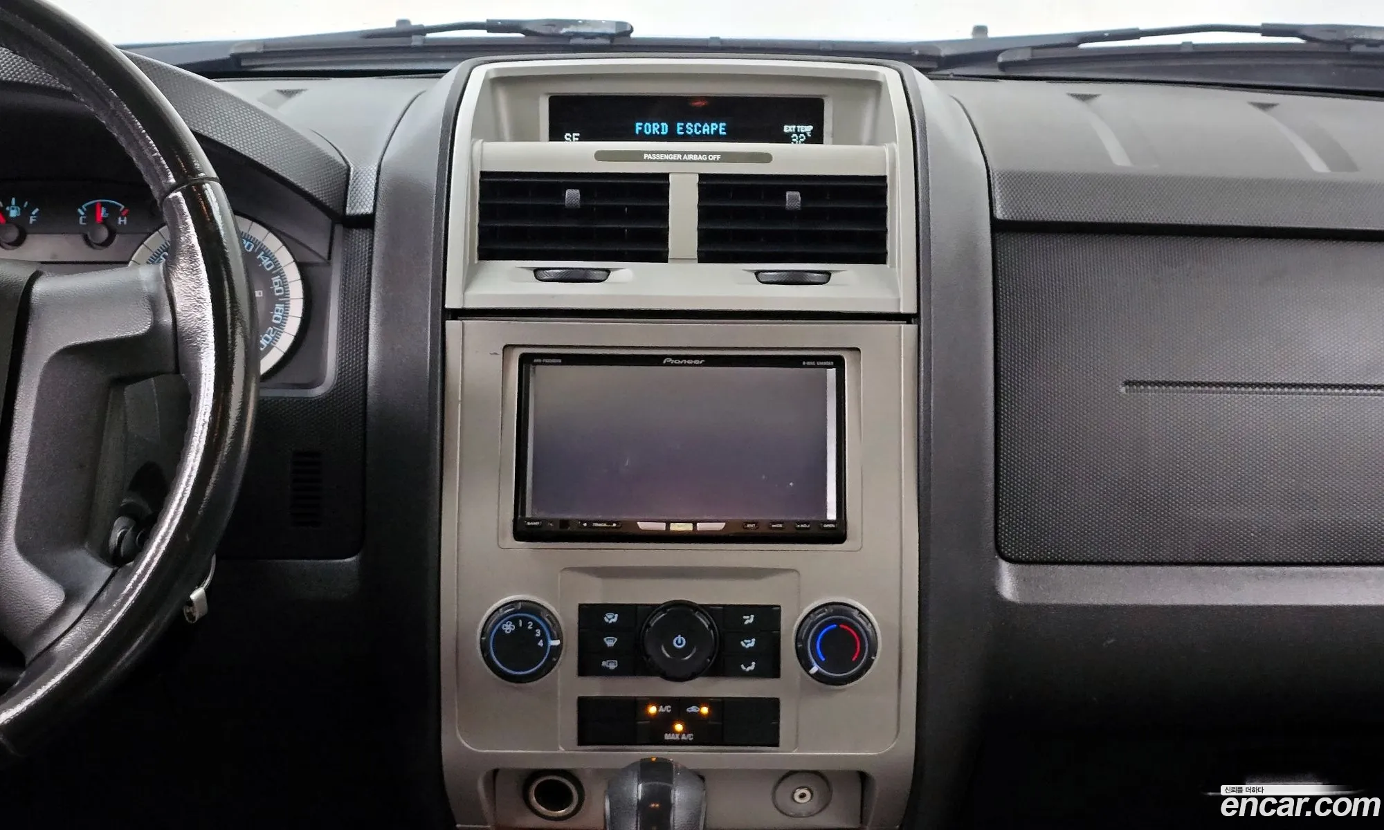 Ford Escape 2009 1FMCU93759KA78706 — 8