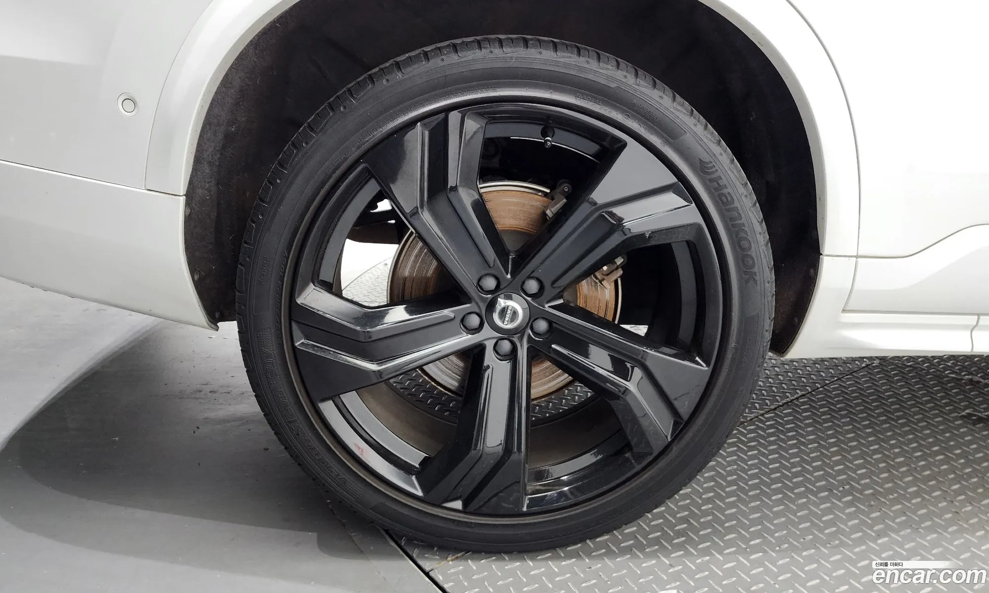 Volvo XC90 2021 — 12
