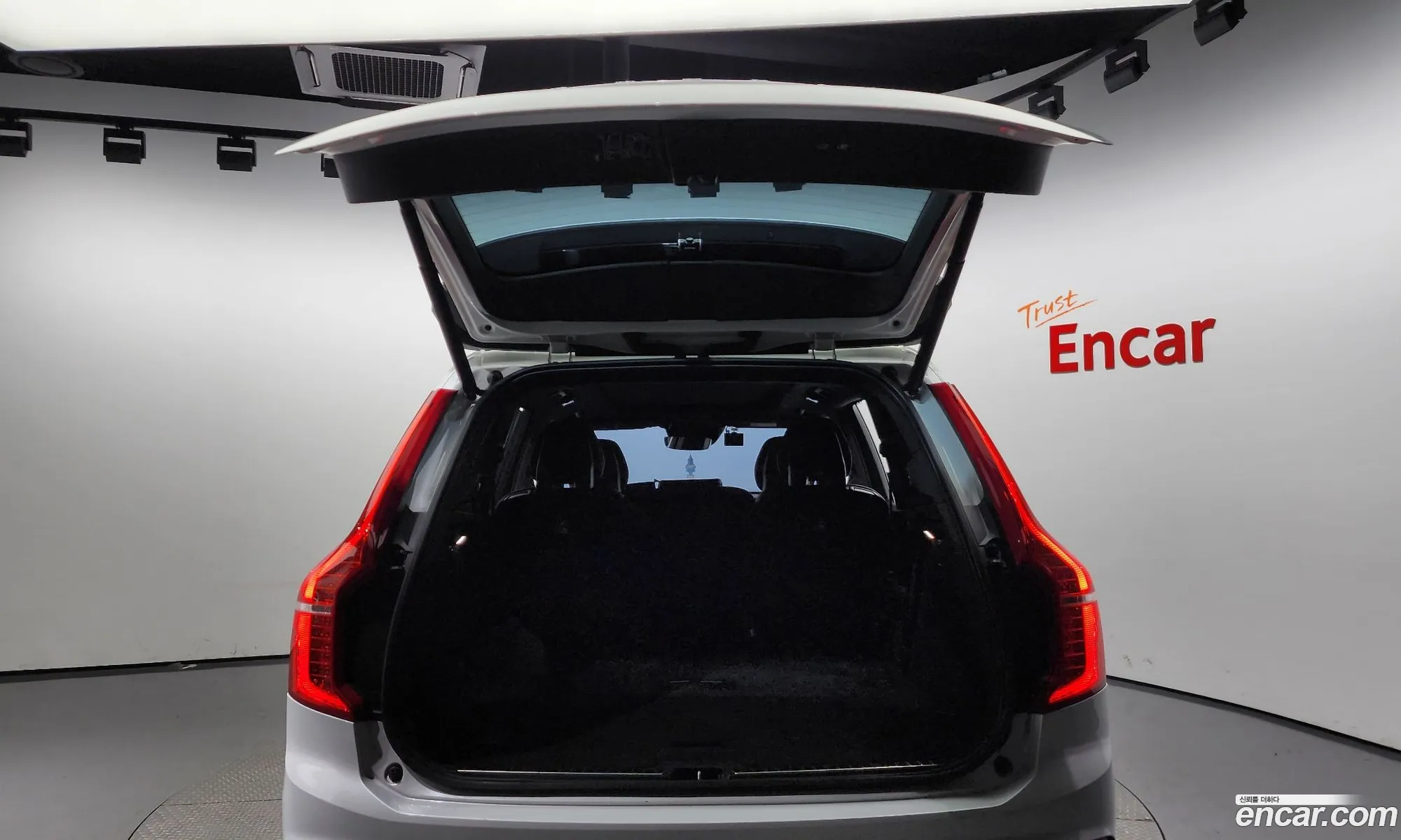 Volvo XC90 2021 — 10