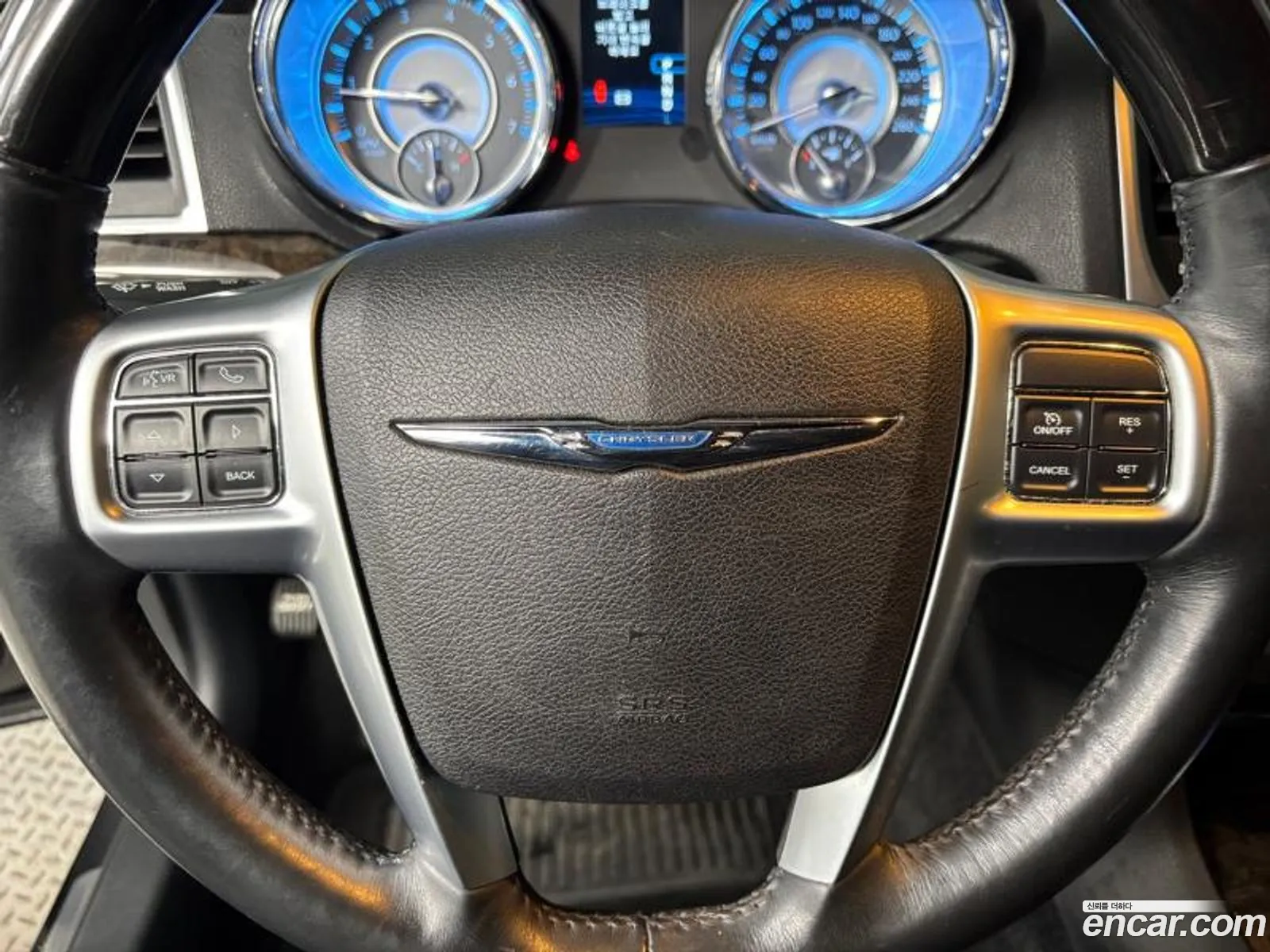 Chrysler 300C 2013 — 14