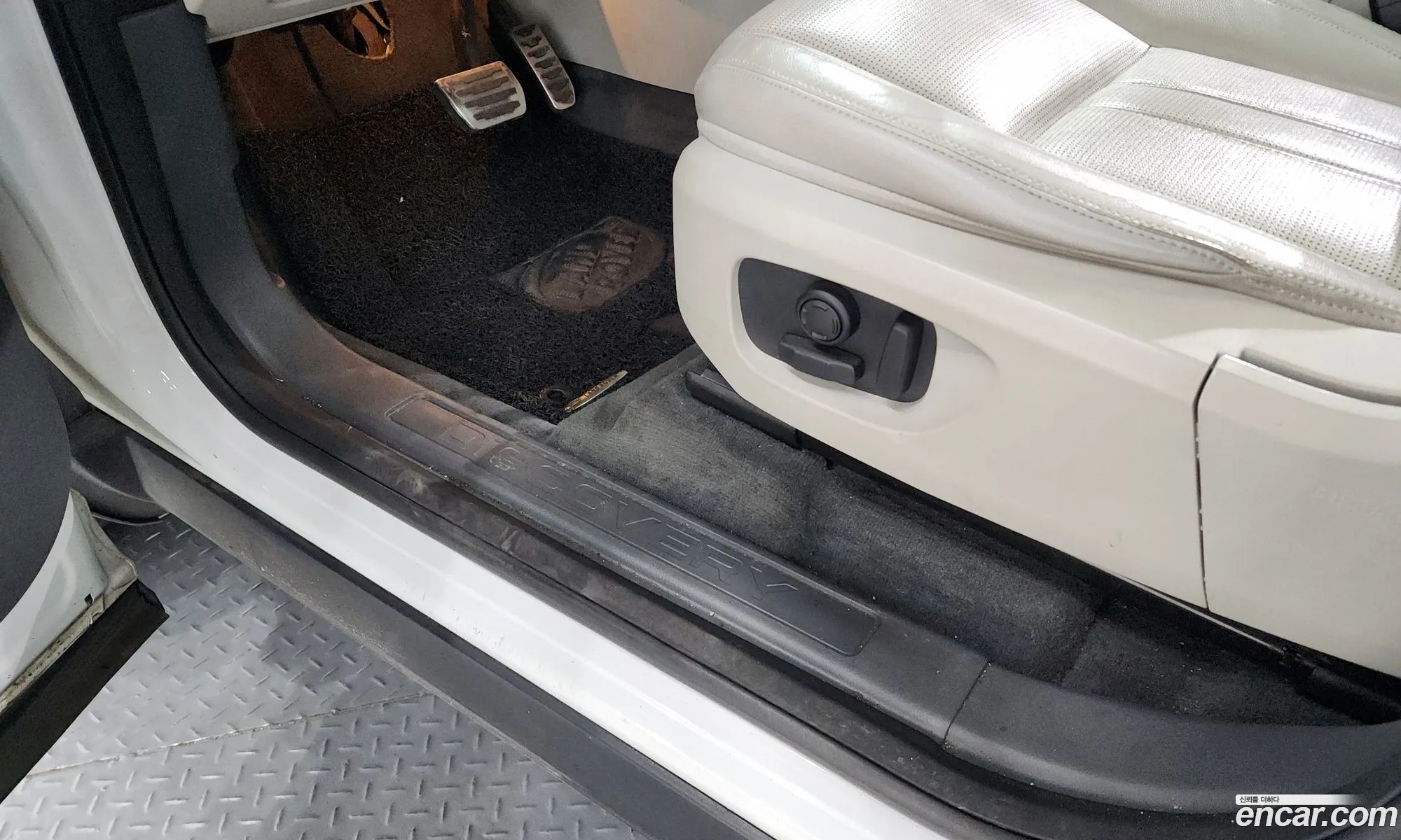 Land Rover Discovery Sport 2016 — 14