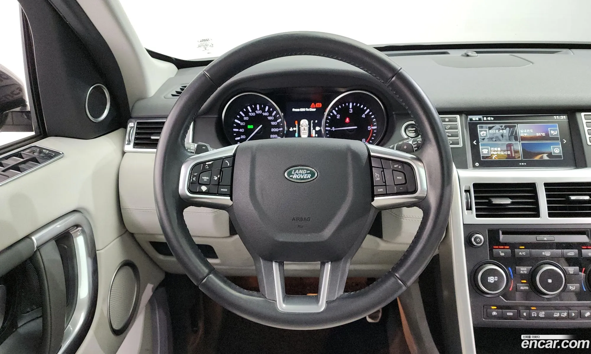Land Rover Discovery Sport 2016 — 12