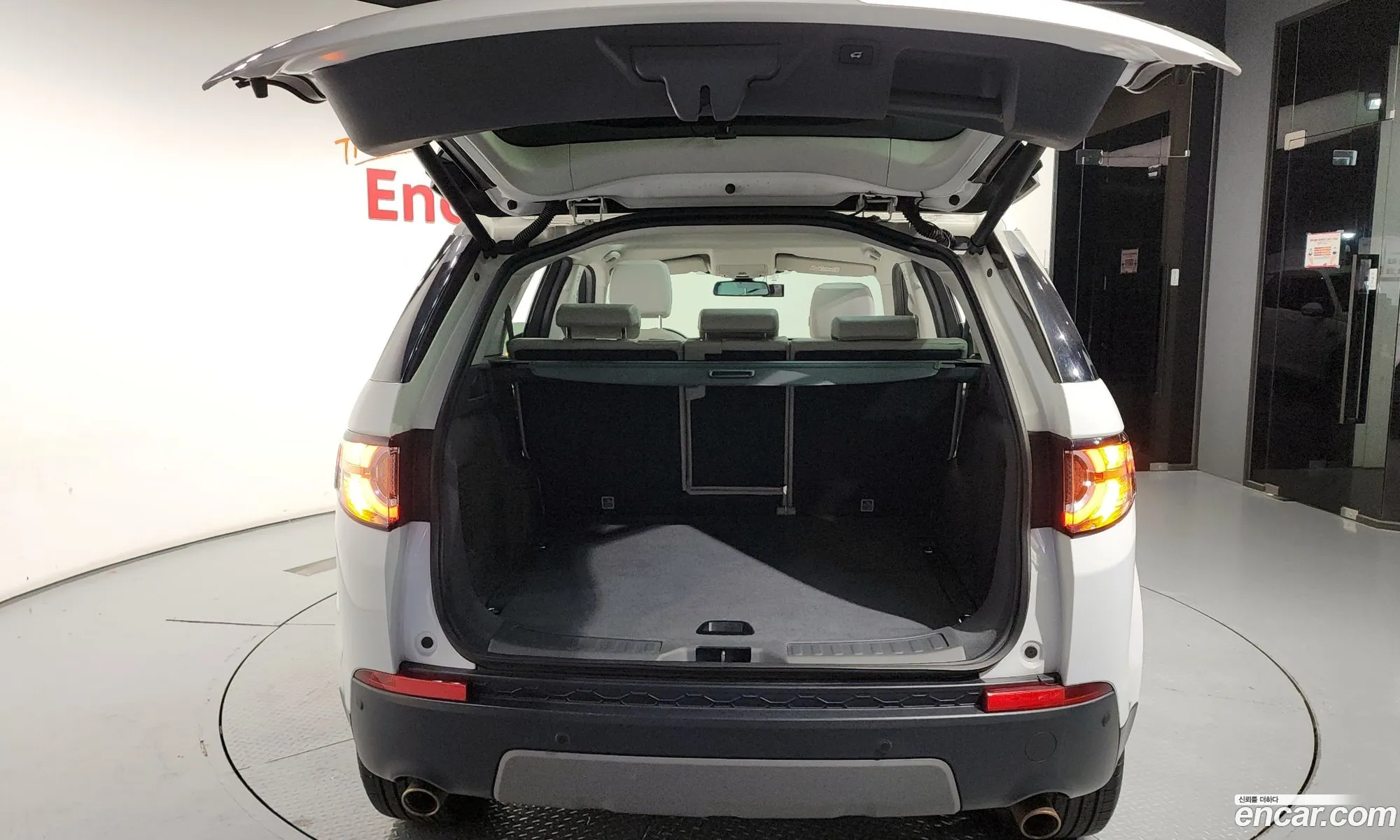 Land Rover Discovery Sport 2016 — 20