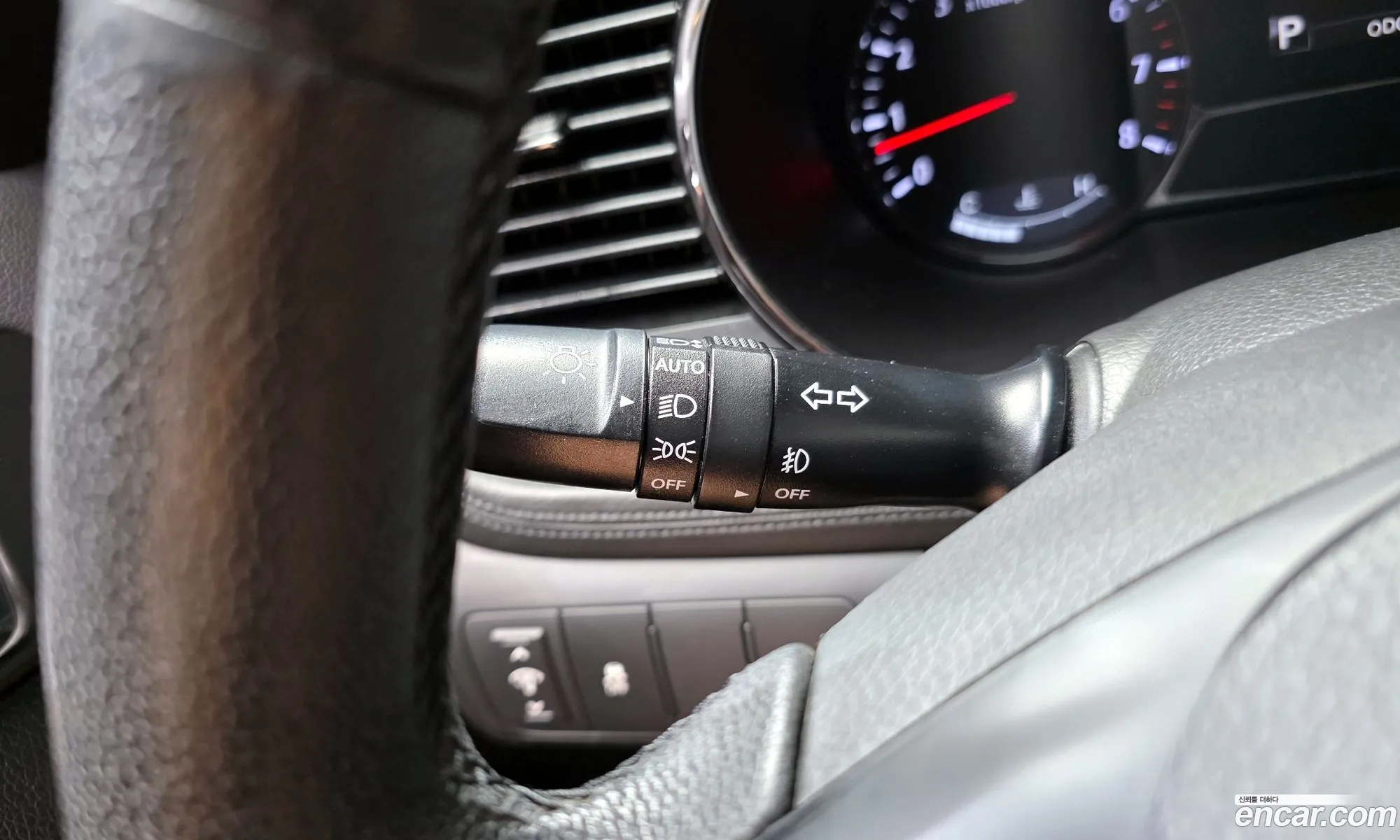 Kia K5 2010 — 16