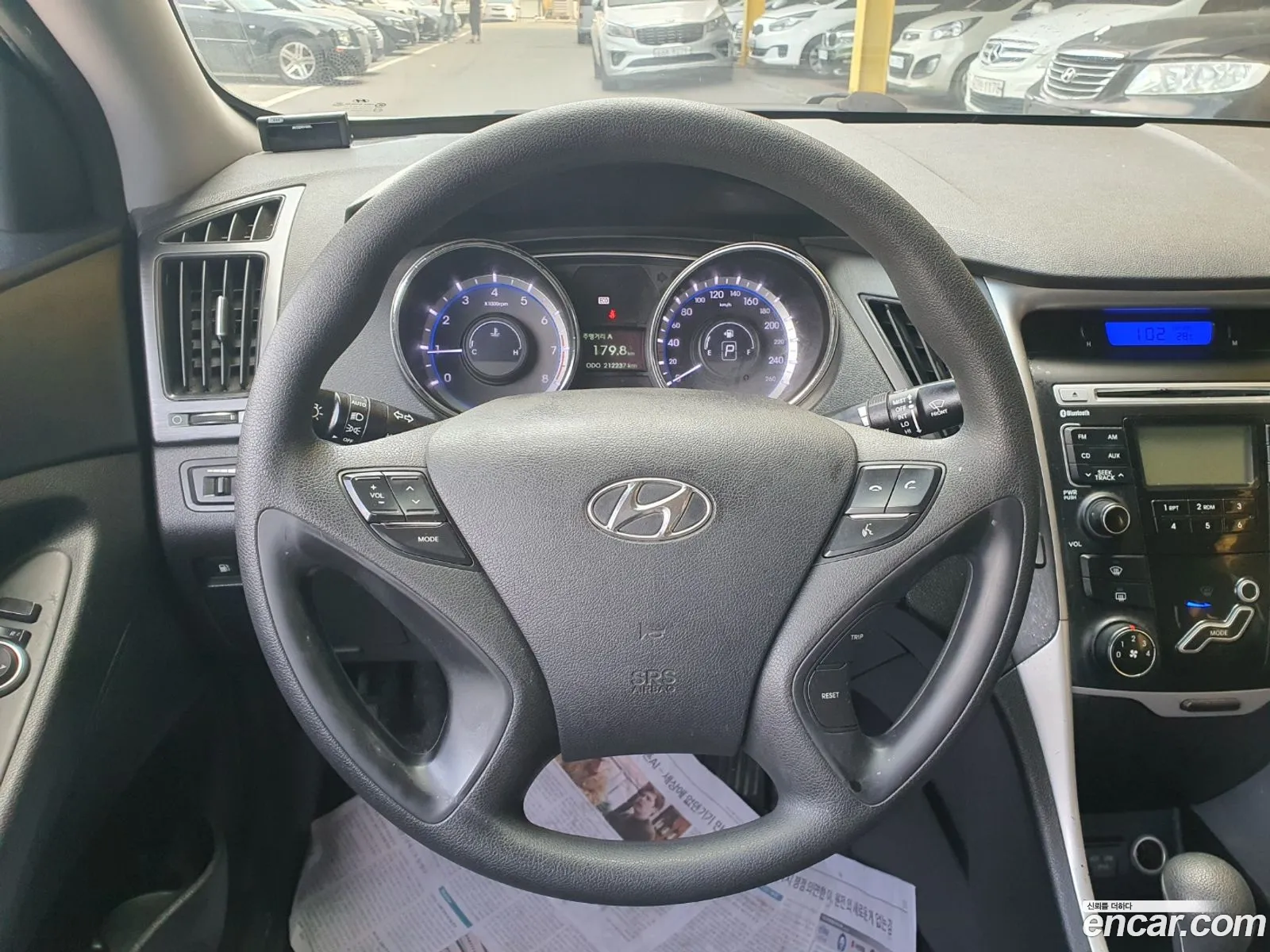 Hyundai YF Sonata 2011 — 15