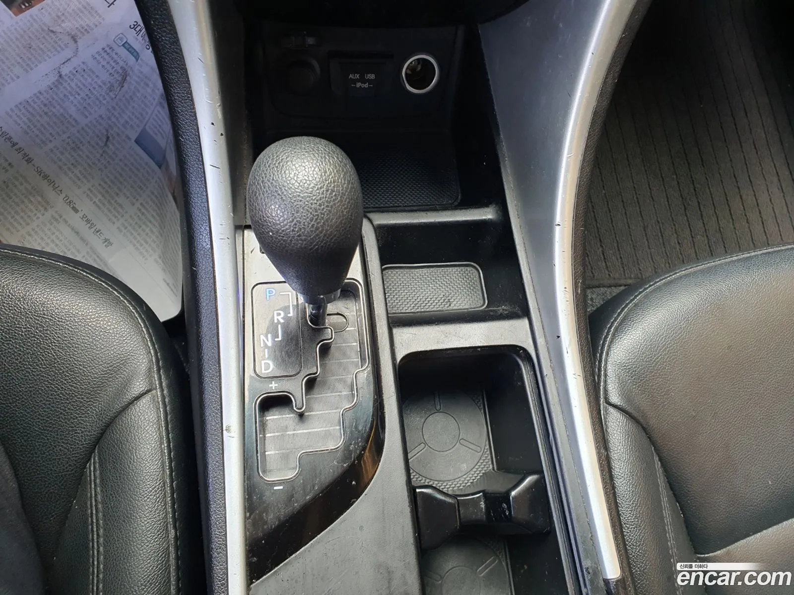 Hyundai YF Sonata 2011 — 18