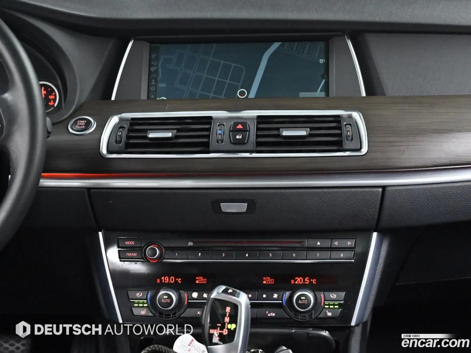 BMW 5 Series GT 2012 — 17