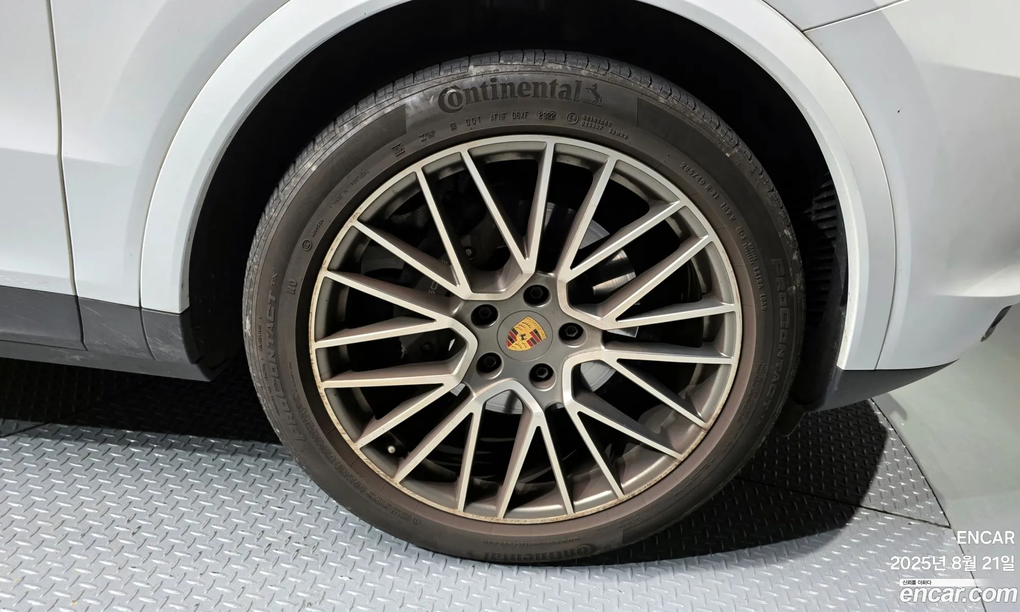Porsche Cayenne 2023 WP1AA29Y8PDA04448 — 3