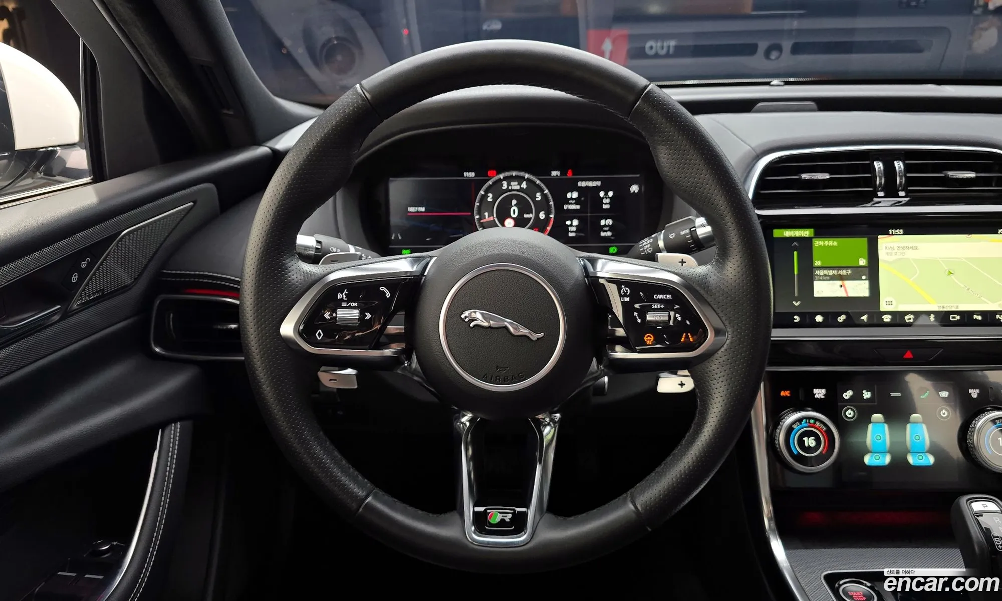 Jaguar XE 2020 SAJAA4BX3LCP57191 — 10