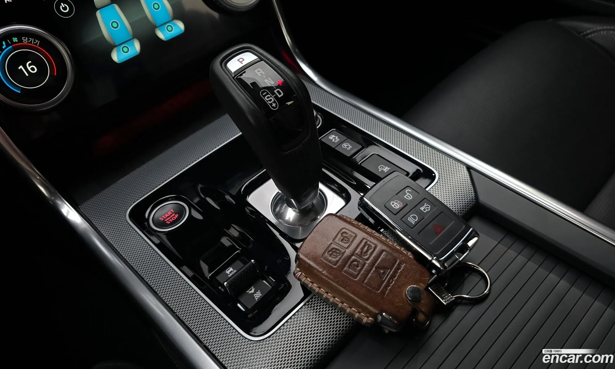 Jaguar XE 2020 SAJAA4BX3LCP57191 — 11