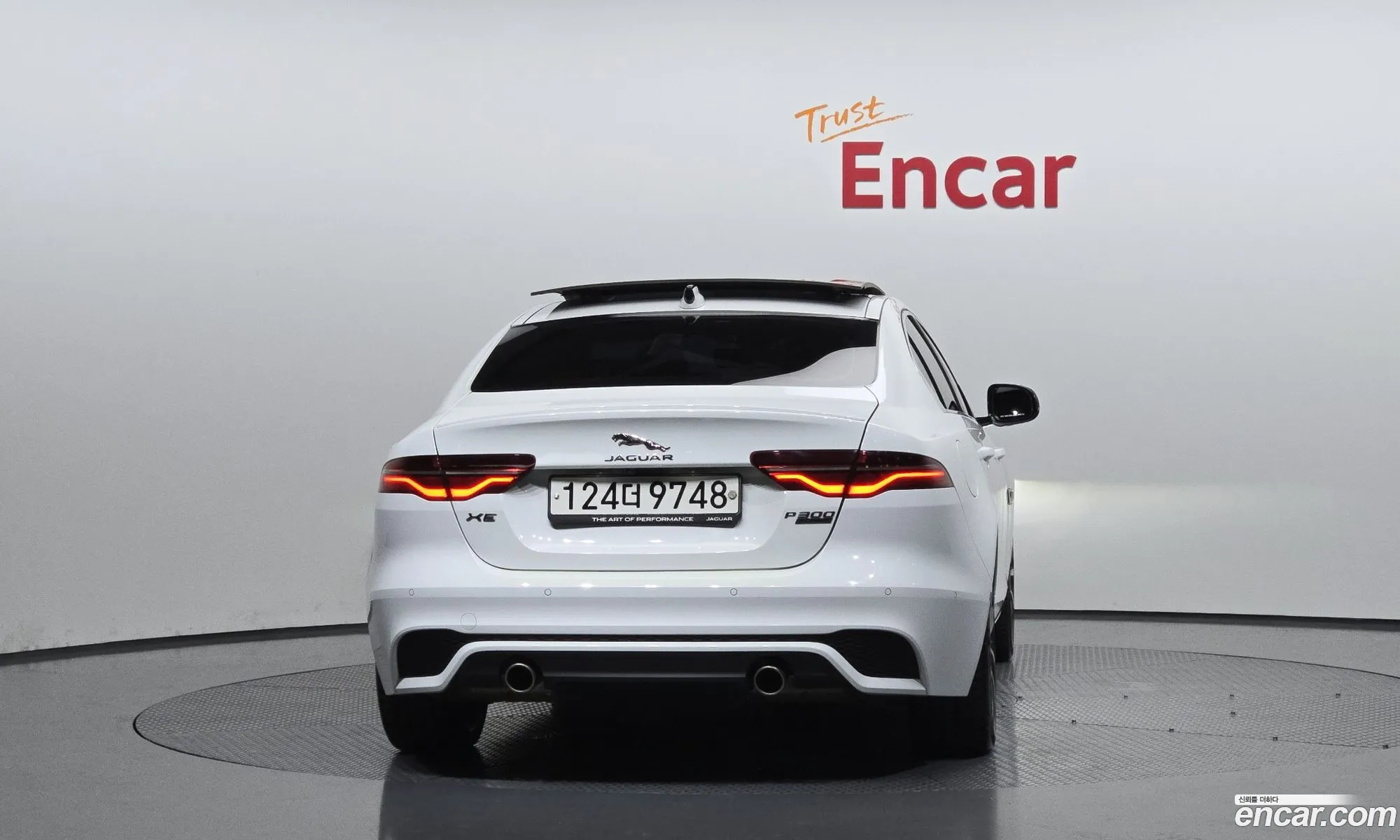 Jaguar XE 2020 SAJAA4BX3LCP57191 — 7