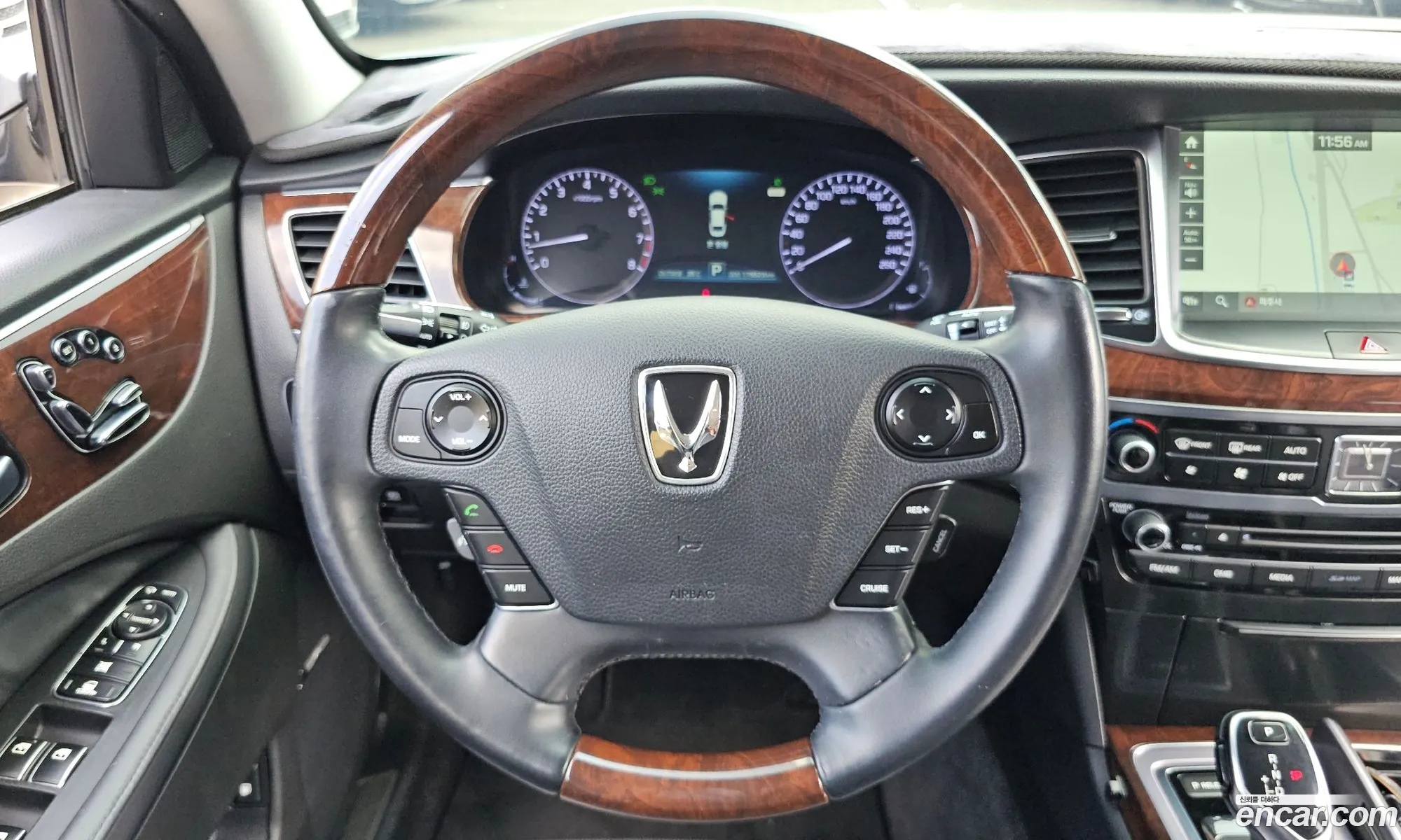 Hyundai Equus 2015 — 9