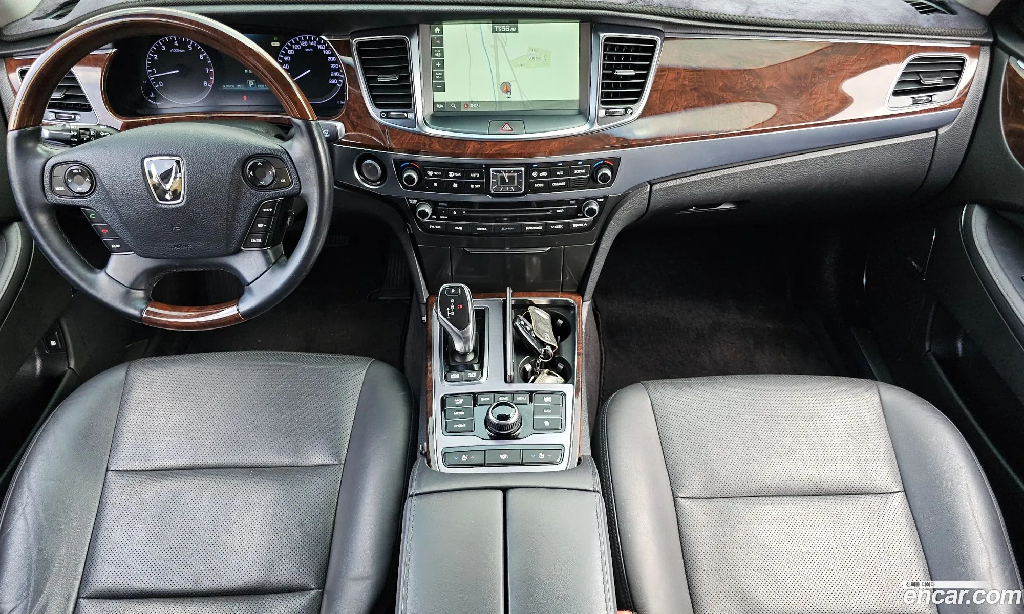 Hyundai Equus 2015 — 18